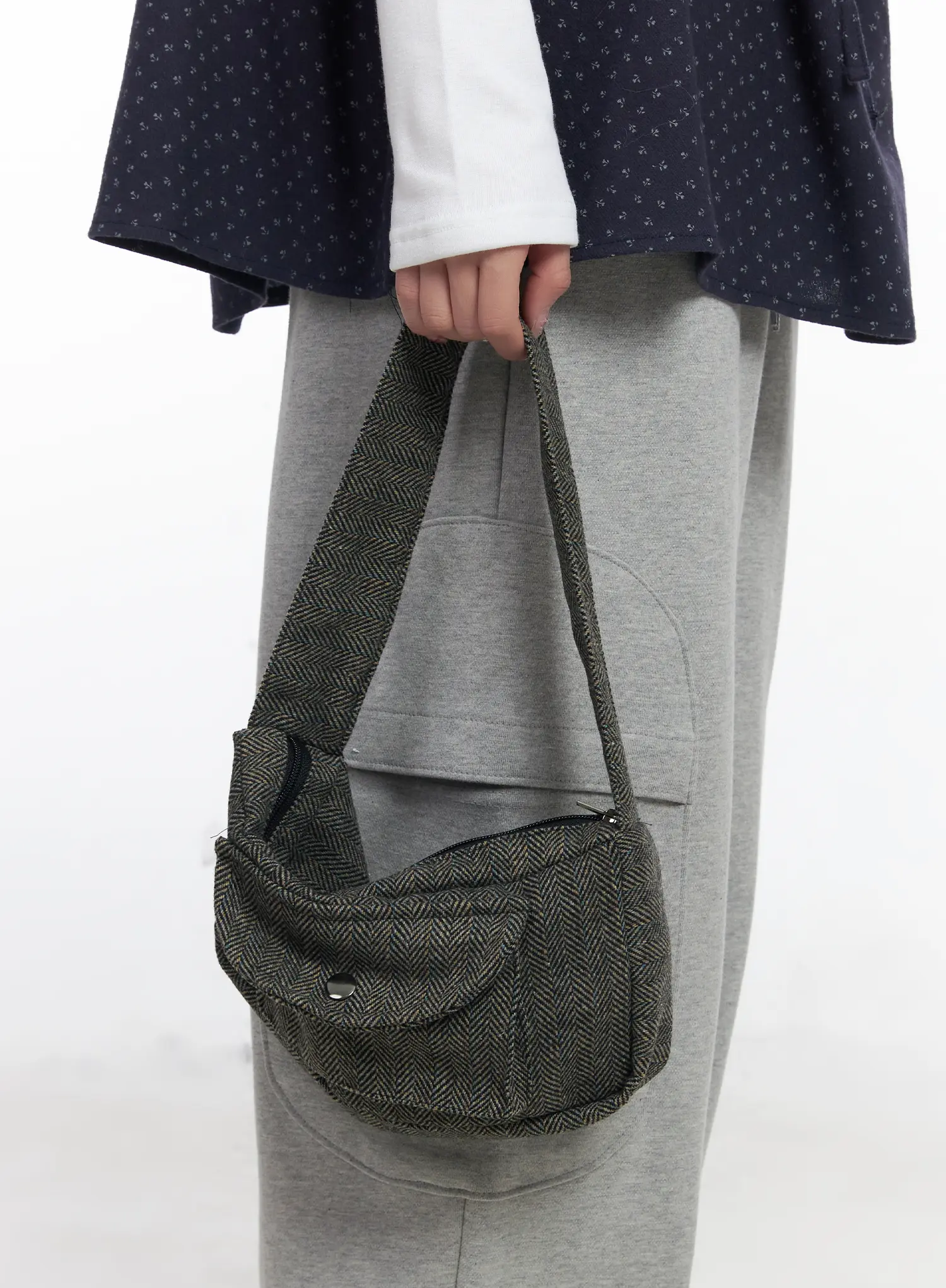 Pocket Herringbone Bag CJ527
