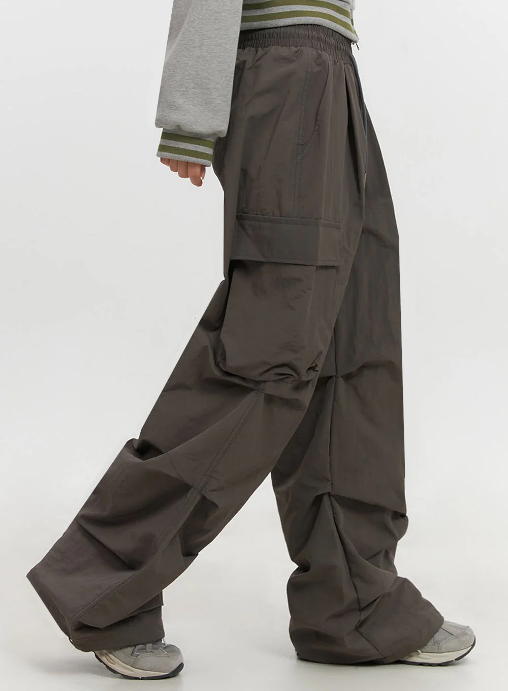 Pocketed Wide-Leg Cargo Pants IF510 - Image 7