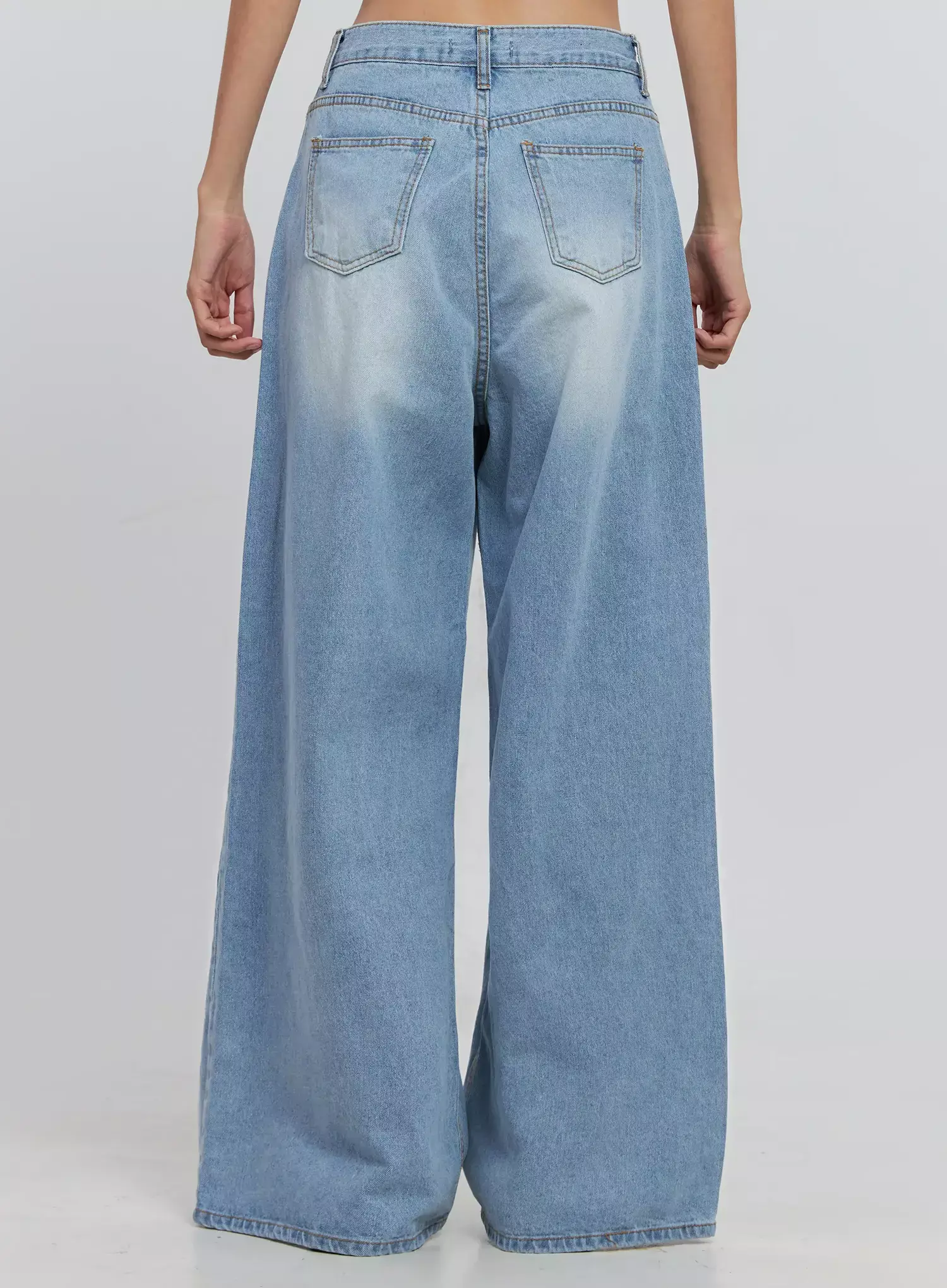 Ramos Washed Wide-Leg Jeans IS516 - Image 8