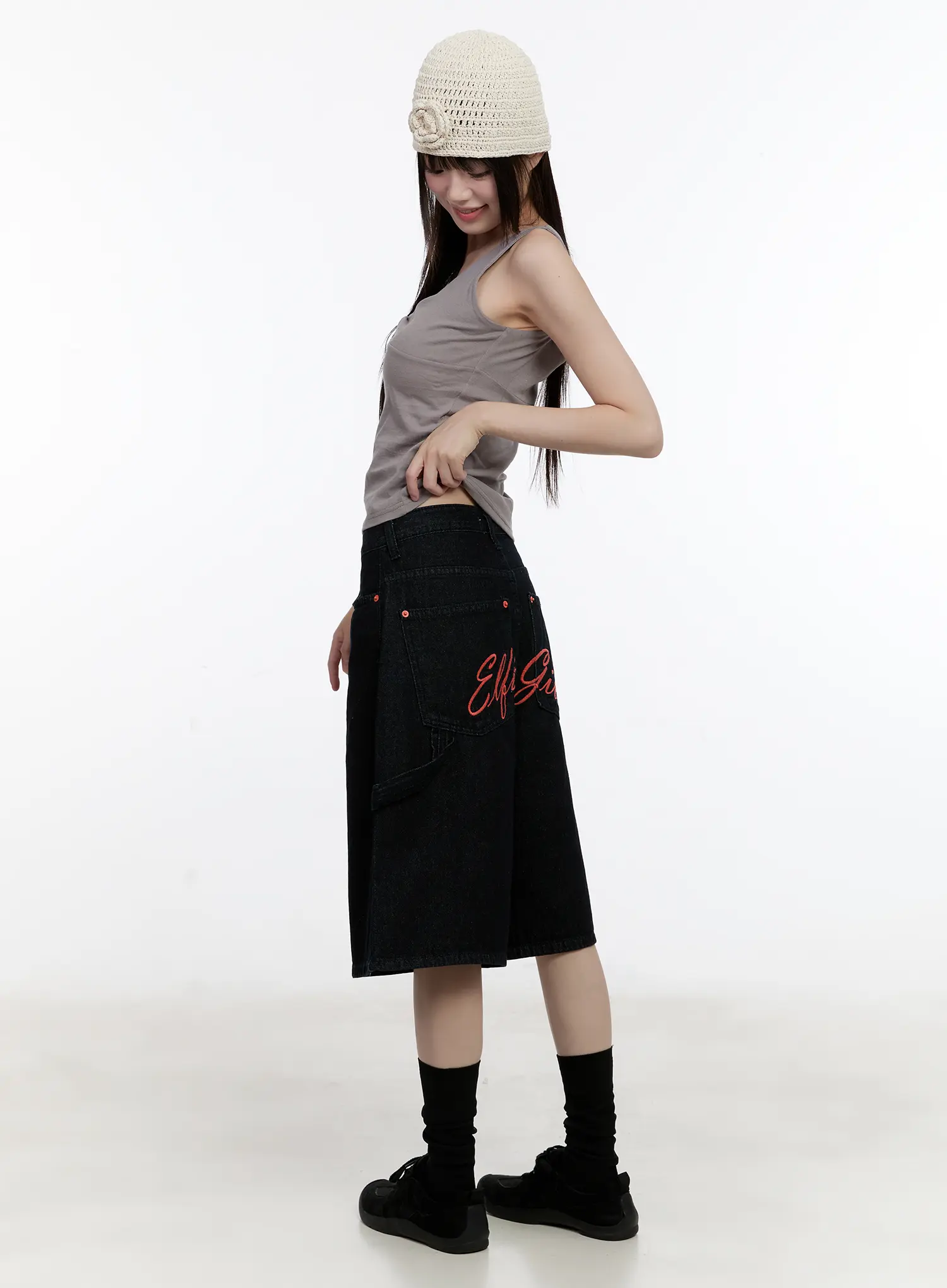 Red Text Graphic Embroidered Jorts CL504