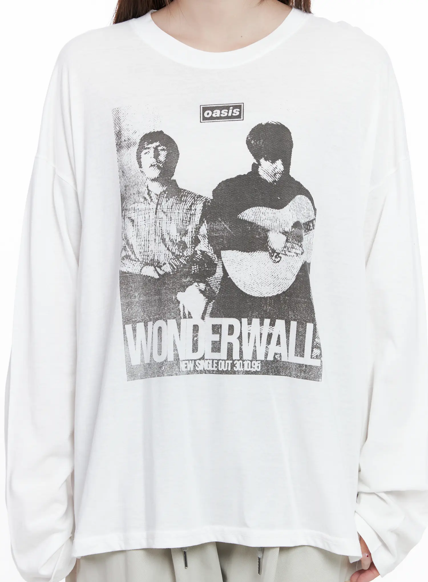 Retro Wonder Print Loose Fit Tee CG529 - Image 3