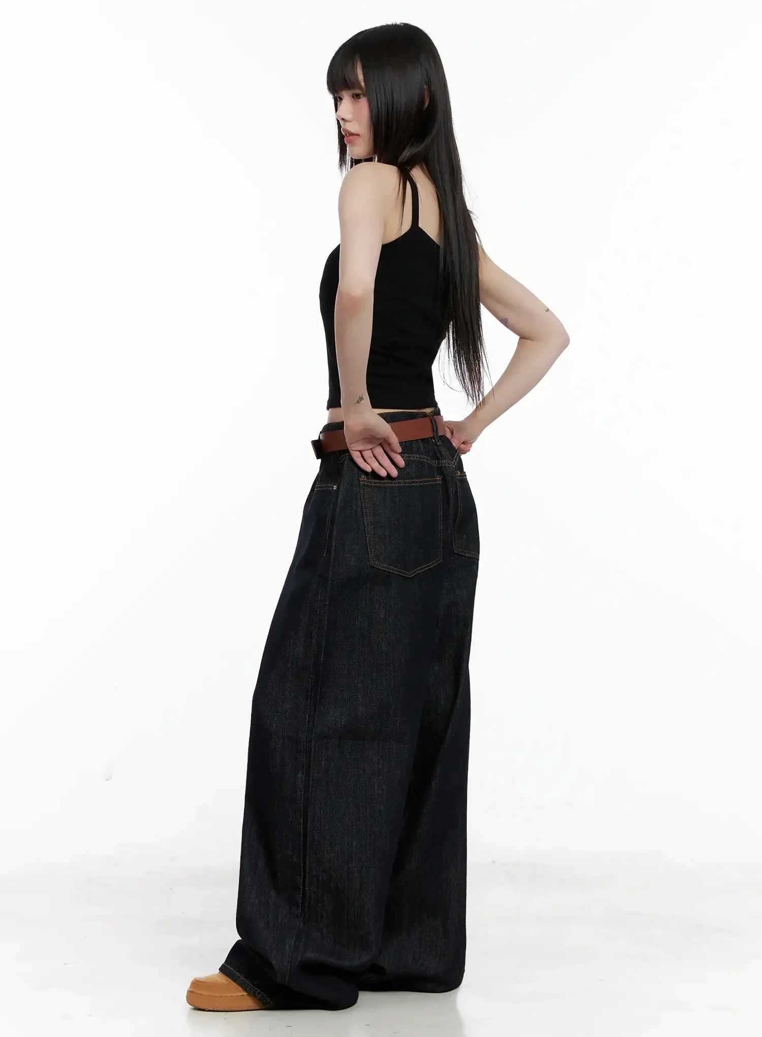 Ribbed Sleeveless Crop Top IL531 - Image 14