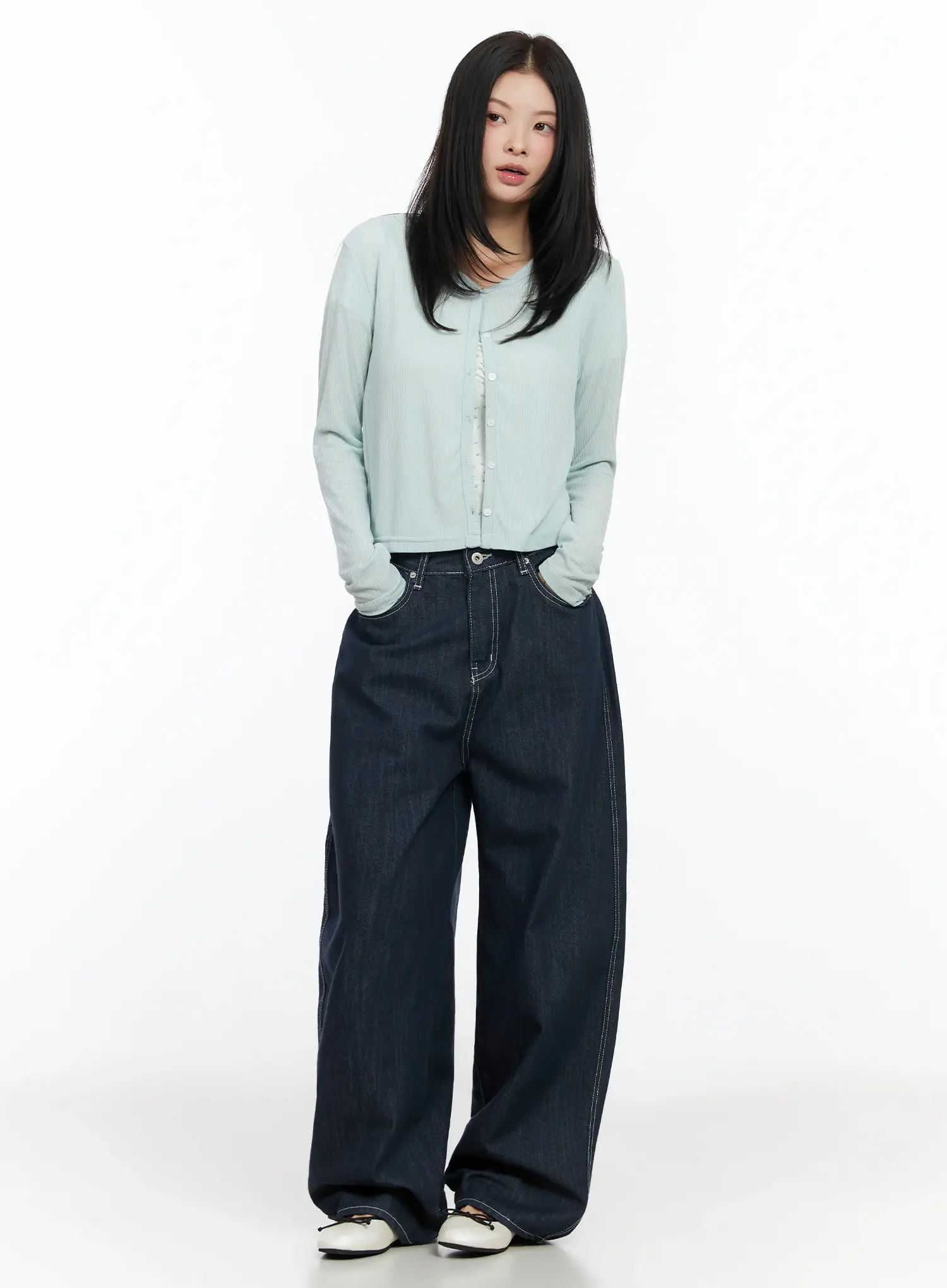 Ribbed V-Neck Cardigan IM524 - Image 3