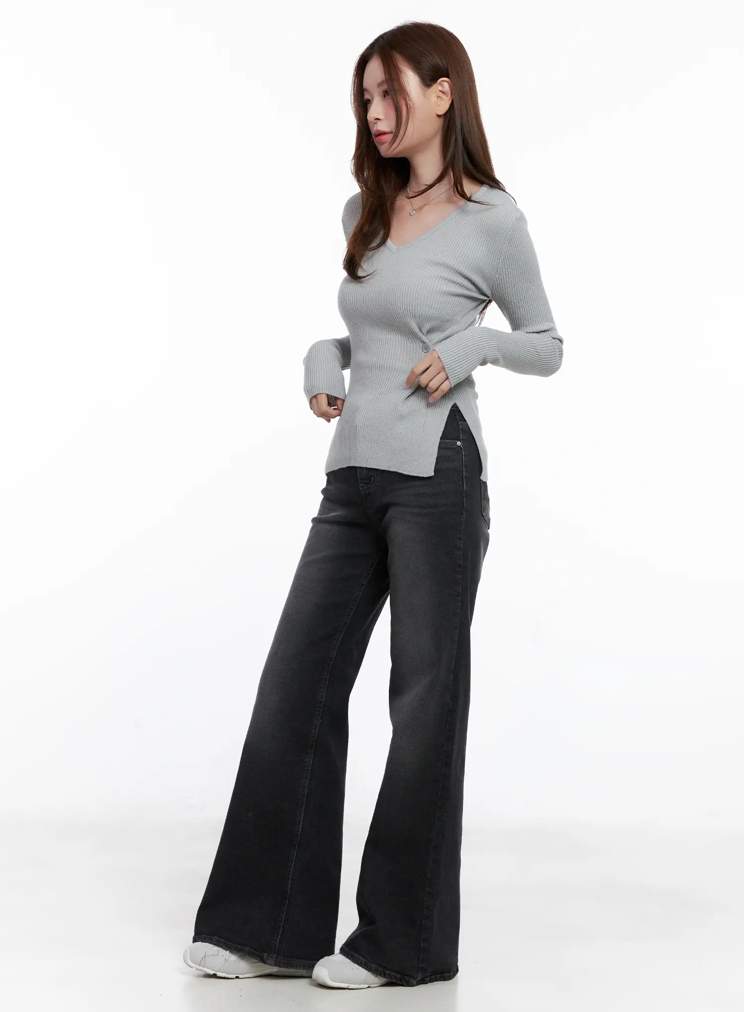 Ribbed V-Neck Long-Sleeve Knit Top CG521 - Image 6