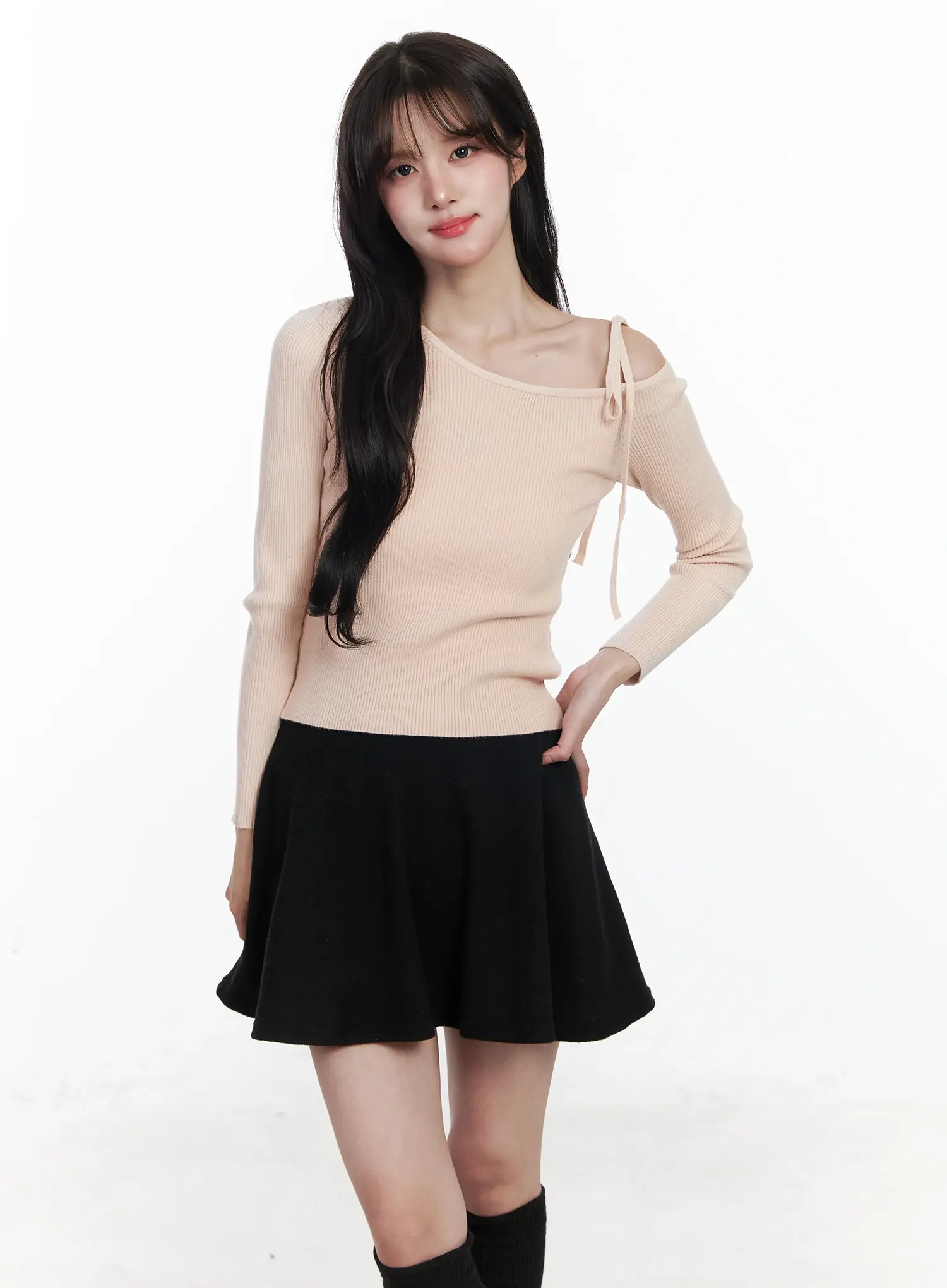 Ribbon Off-Shoulder Knit Top IJ529