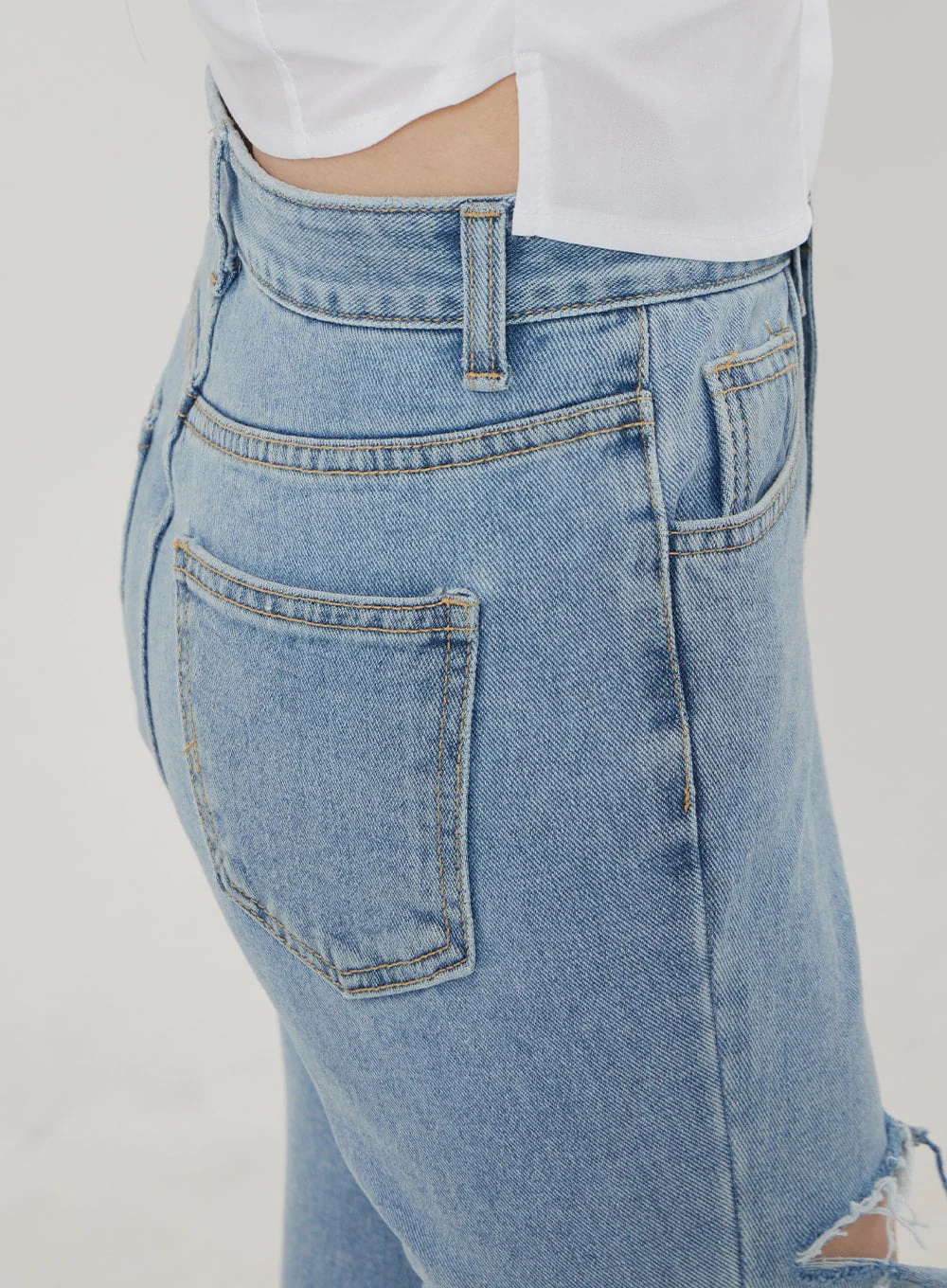 Ripped Bootcut Jeans BF306 - Image 9