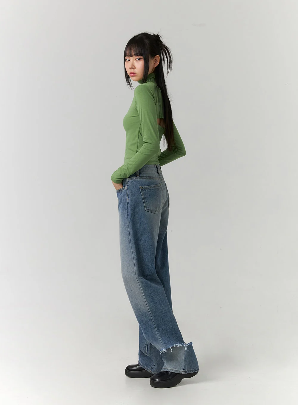 Ripped Straight Leg Jeans CD308 - Image 6