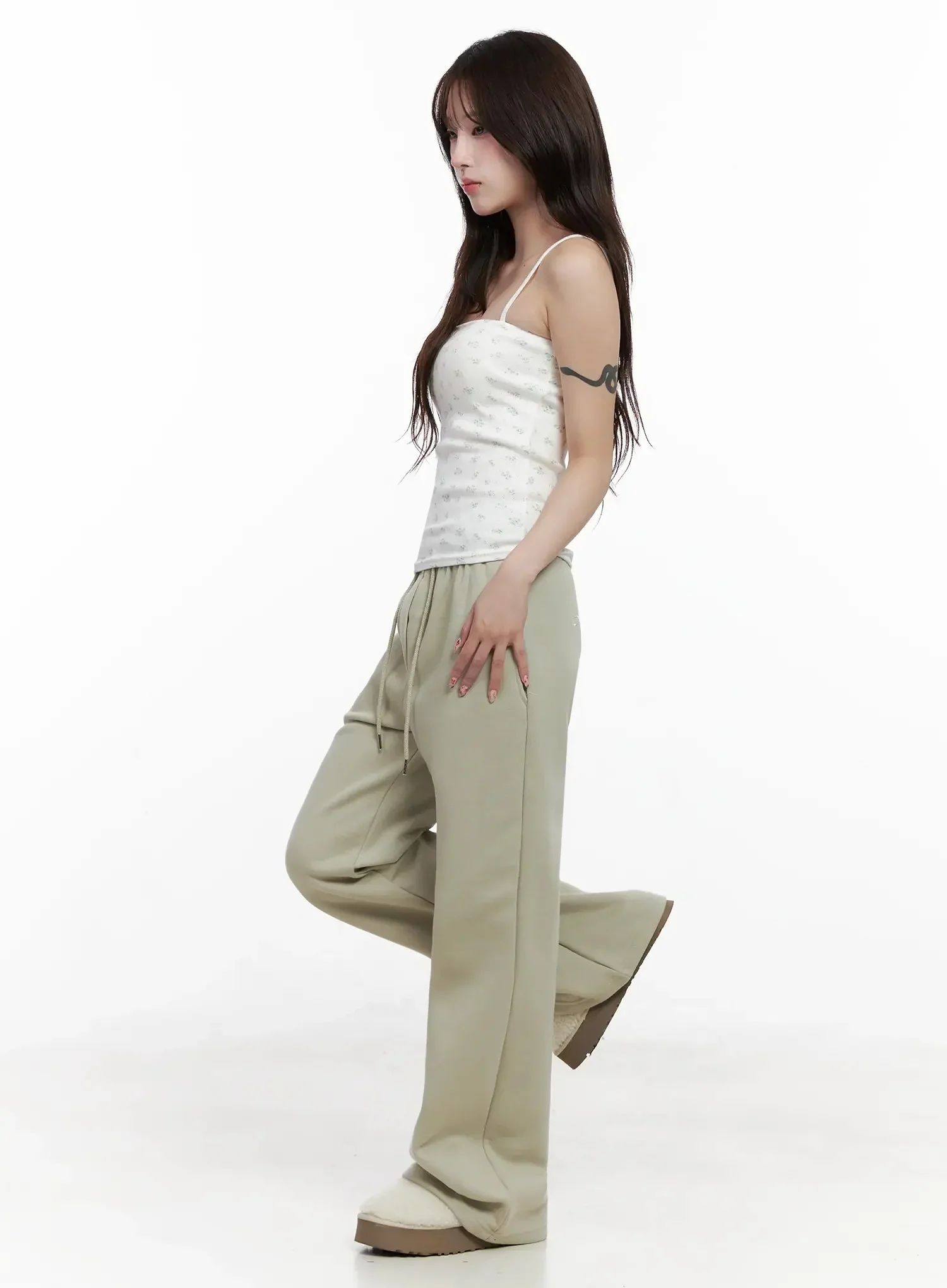 Romantic Floral Padded Camisole Top IN514 - Image 9