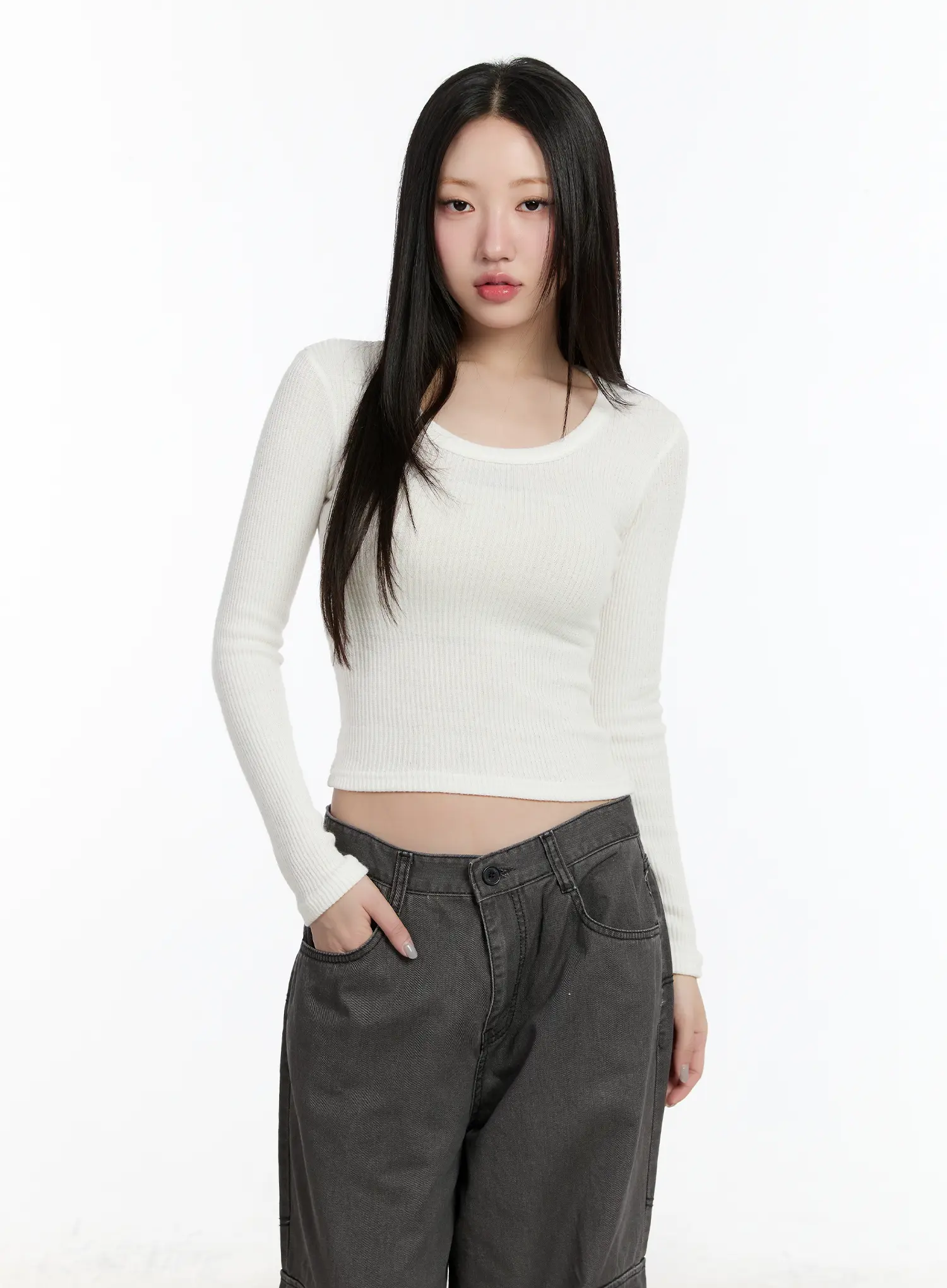 Round Neck Long Sleeve Top CM511 - Image 9