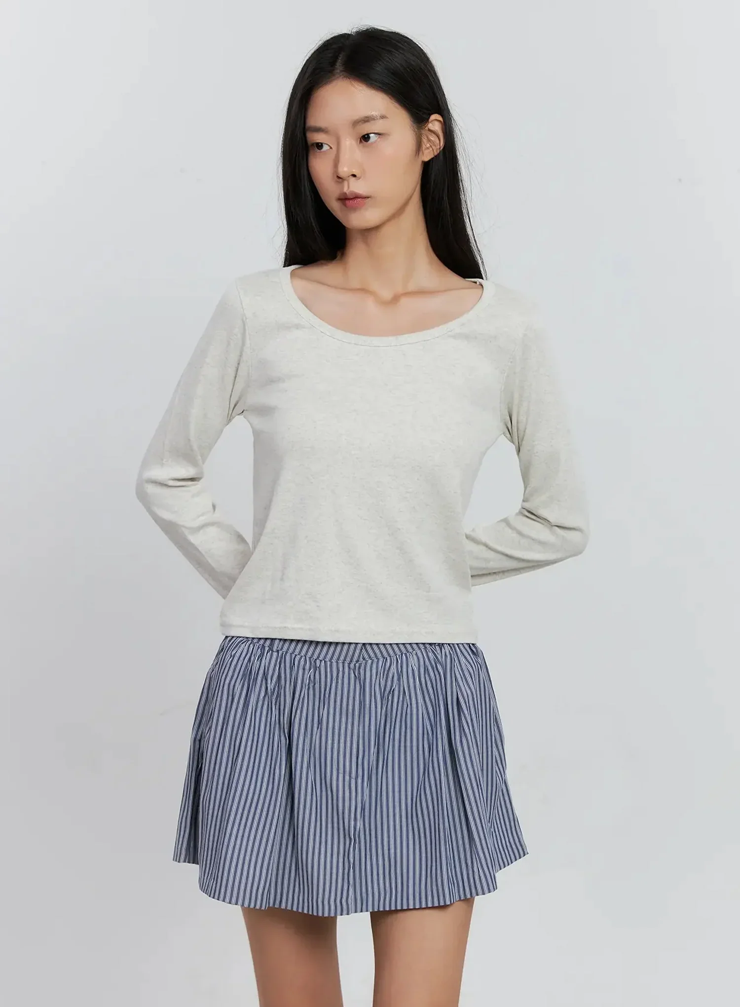 Round-Neck Long Sleeve Top IS515 - Image 12