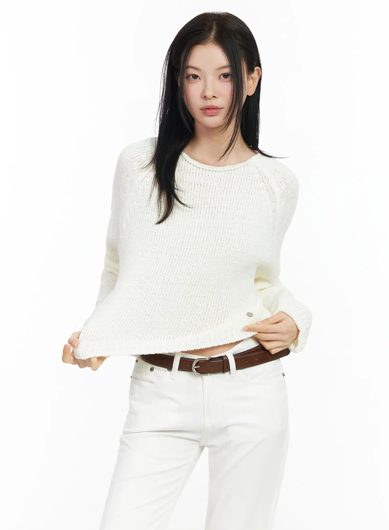 Round Neck Pendant Sweater IM524 - Image 2