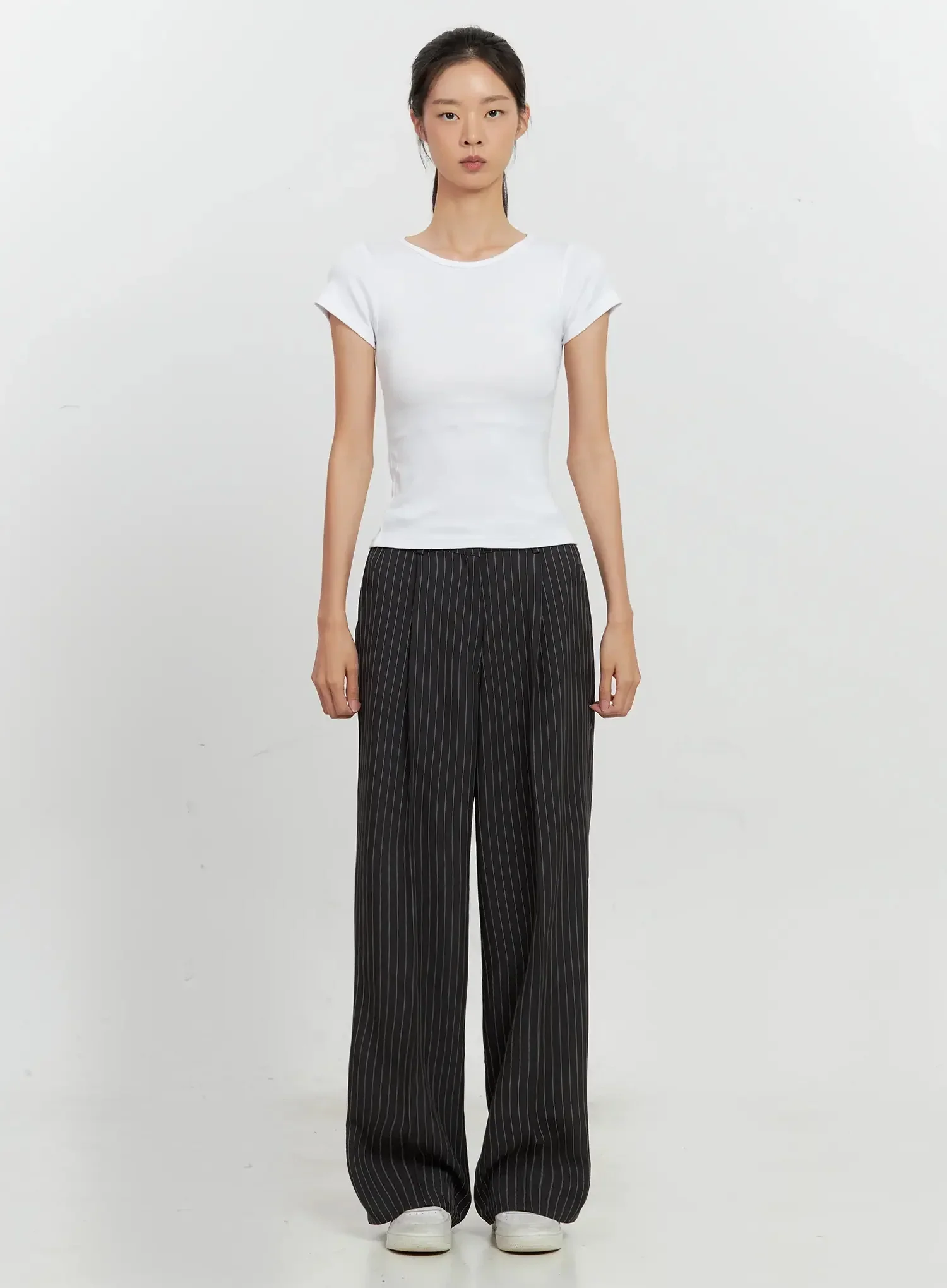 Round Neck Short-Sleeve Top IL528 - Image 5