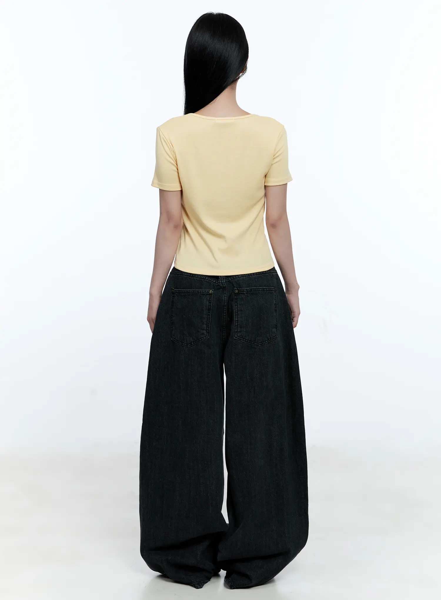 Ruched Ribbon Cropped Tee CG507 - Image 7