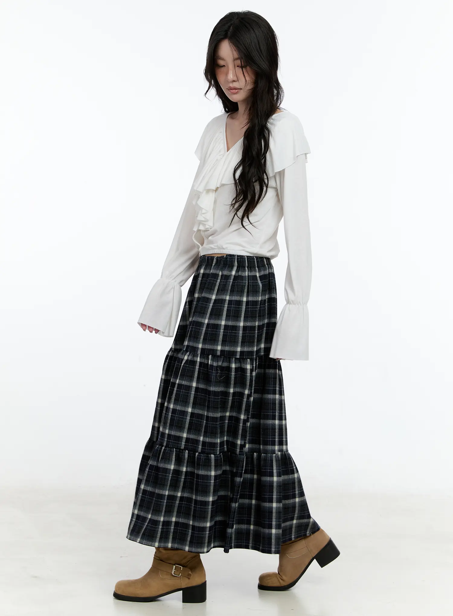 Ruffle Flare Sleeved Cardigan CN517 - Image 4