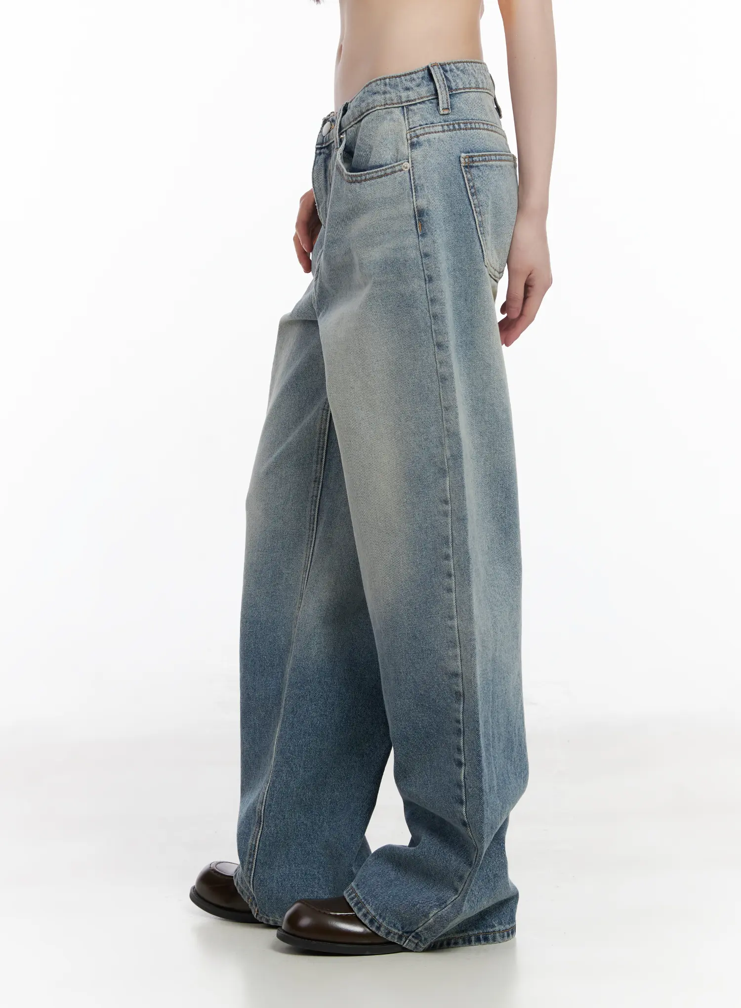 Sarai Gradient Wash Baggy Jeans CM524 - Image 5