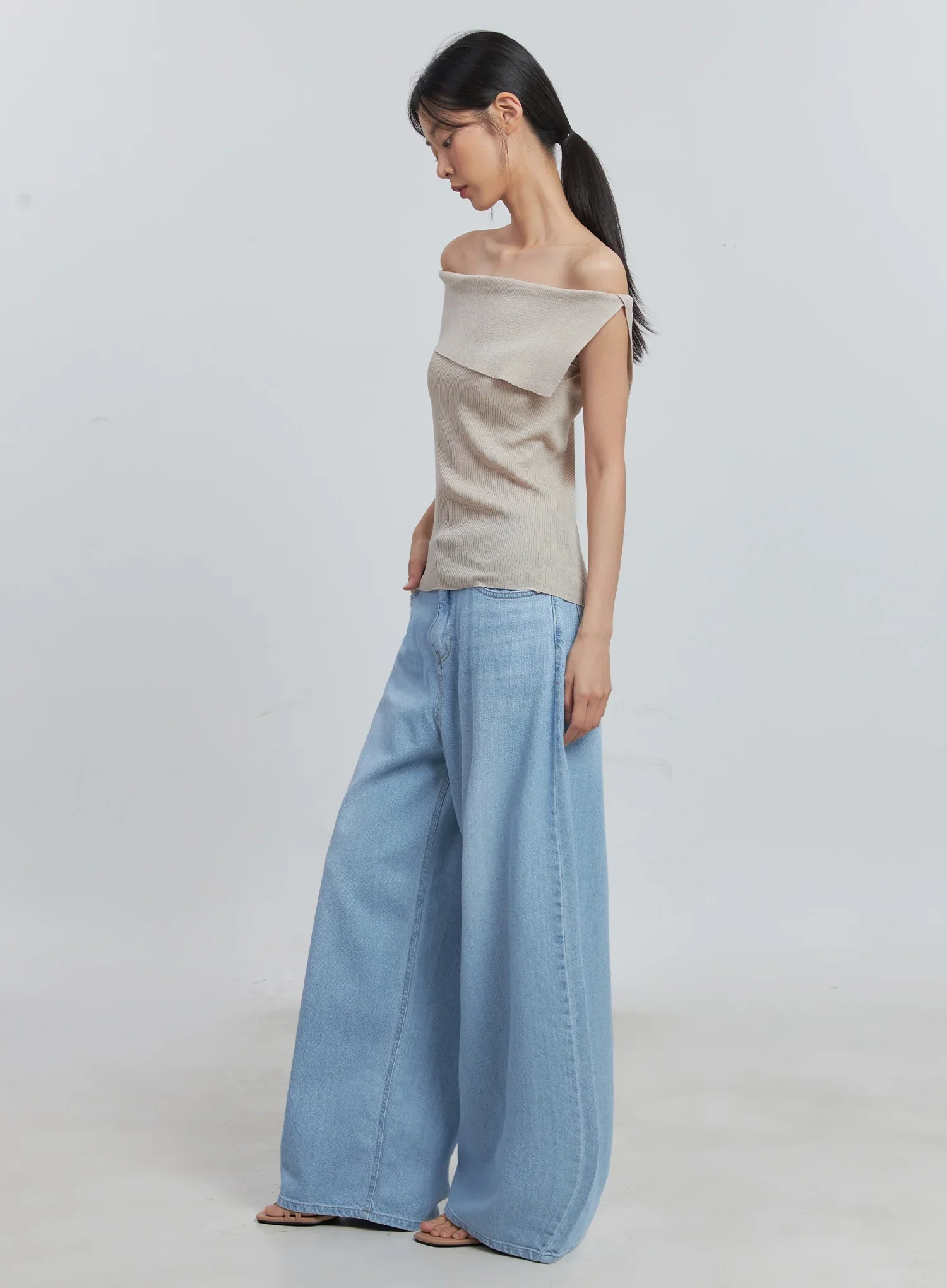 Scarlett Washed Wide-Leg Jeans IU512 - Image 13