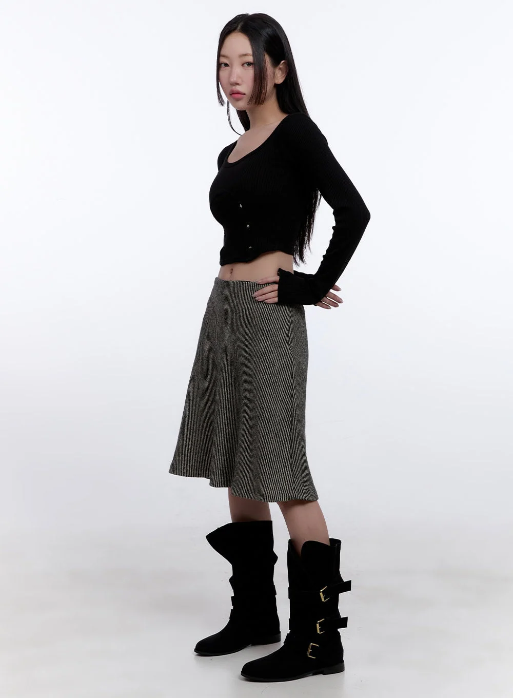 Scoop-Neck Long-Sleeve Crop Top CJ509 - Image 3