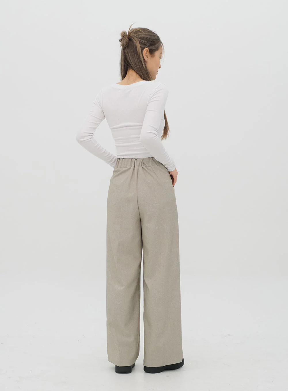 Scoop Neck Long Sleeve T Shirt with Front Buttons CM2 - Image 13