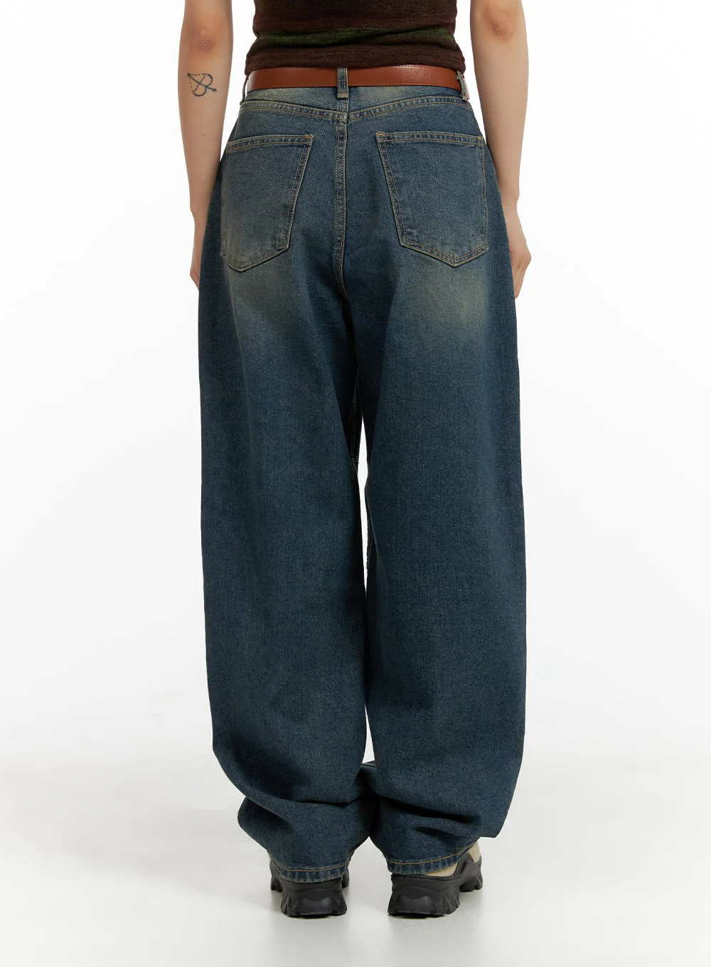 Scratch Textured Baggy Jeans CM405 - Image 5
