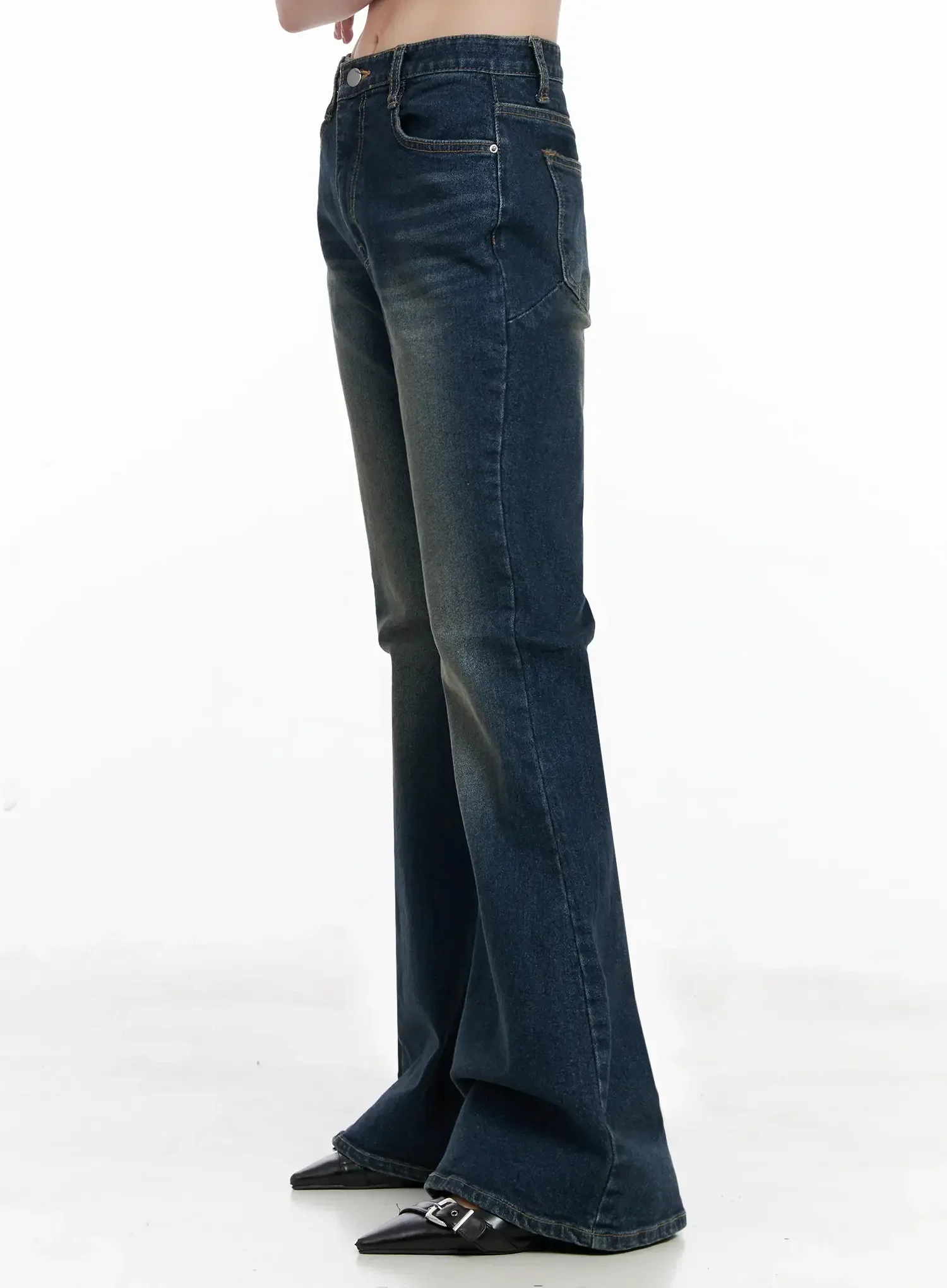 Seoyeon High-Waist Distressed Flare Jeans IL531 - Image 14