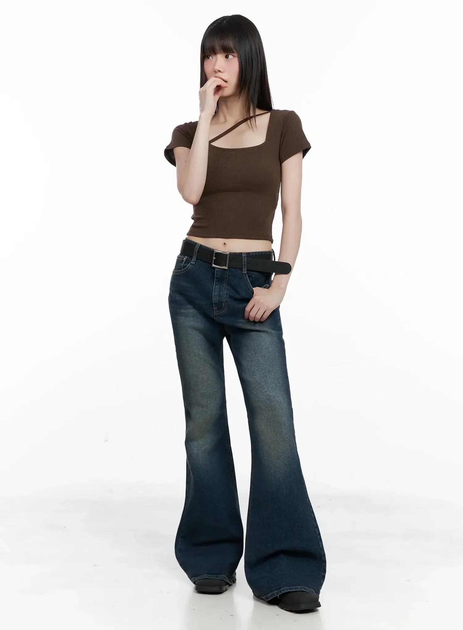 Seoyeon High-Waist Distressed Flare Jeans IL531 - Image 6