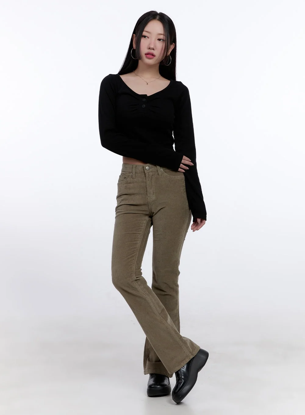 Shirred Long-Sleeve Buttoned Crop Tee CJ513 - Image 2