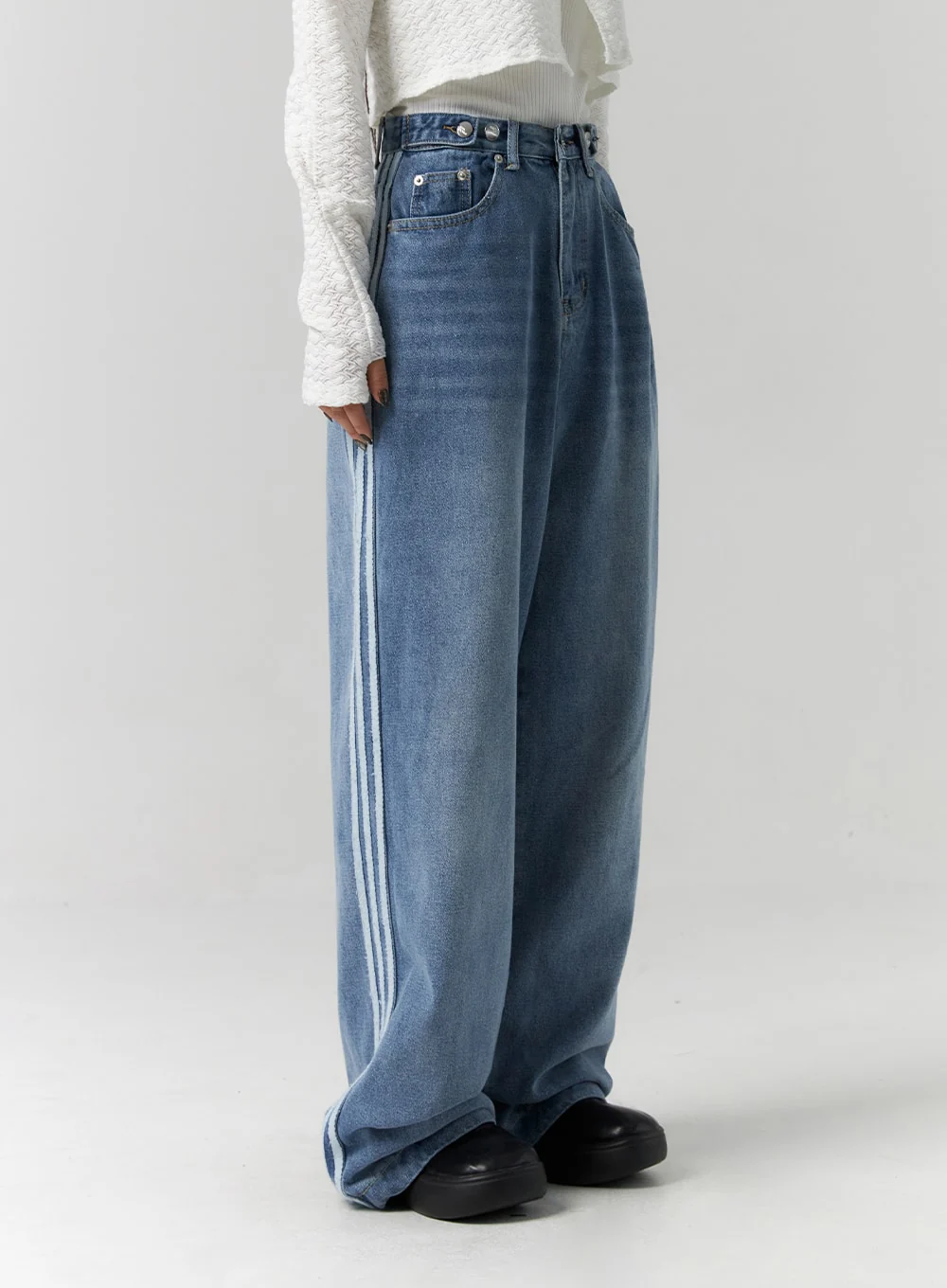 Side Stripes Wide Leg Jeans CS314 - Image 6