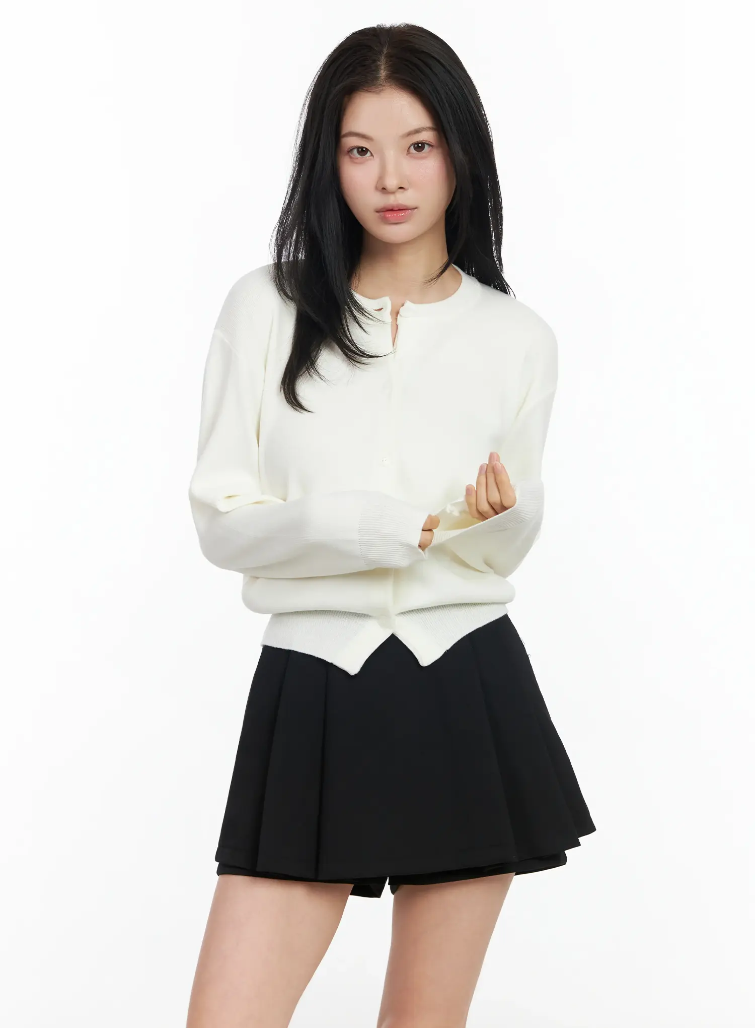 Simple Round Neck Cardigan IM524 - Image 11