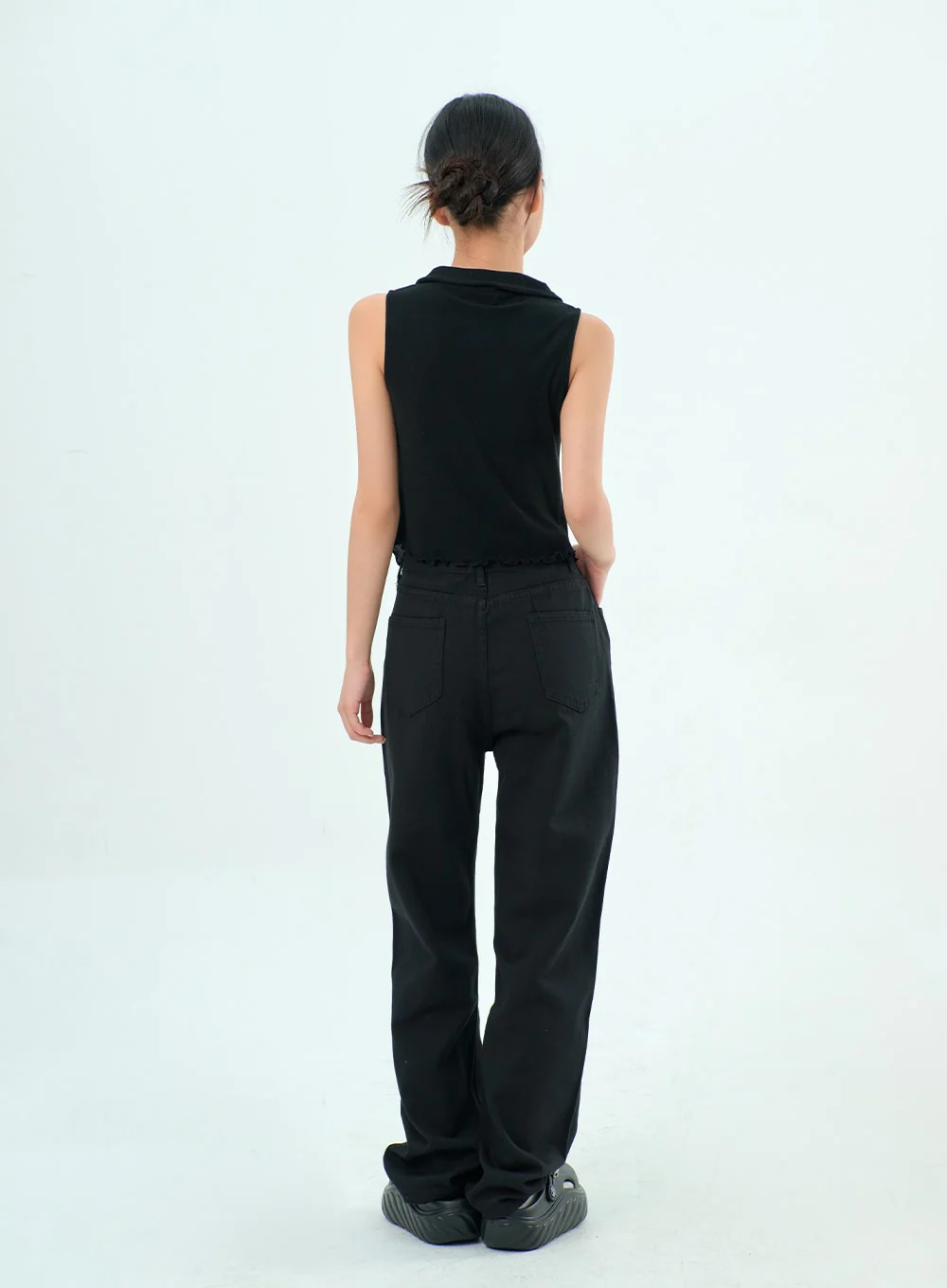 Sleeveless Zip-Up Top BY308 - Image 10