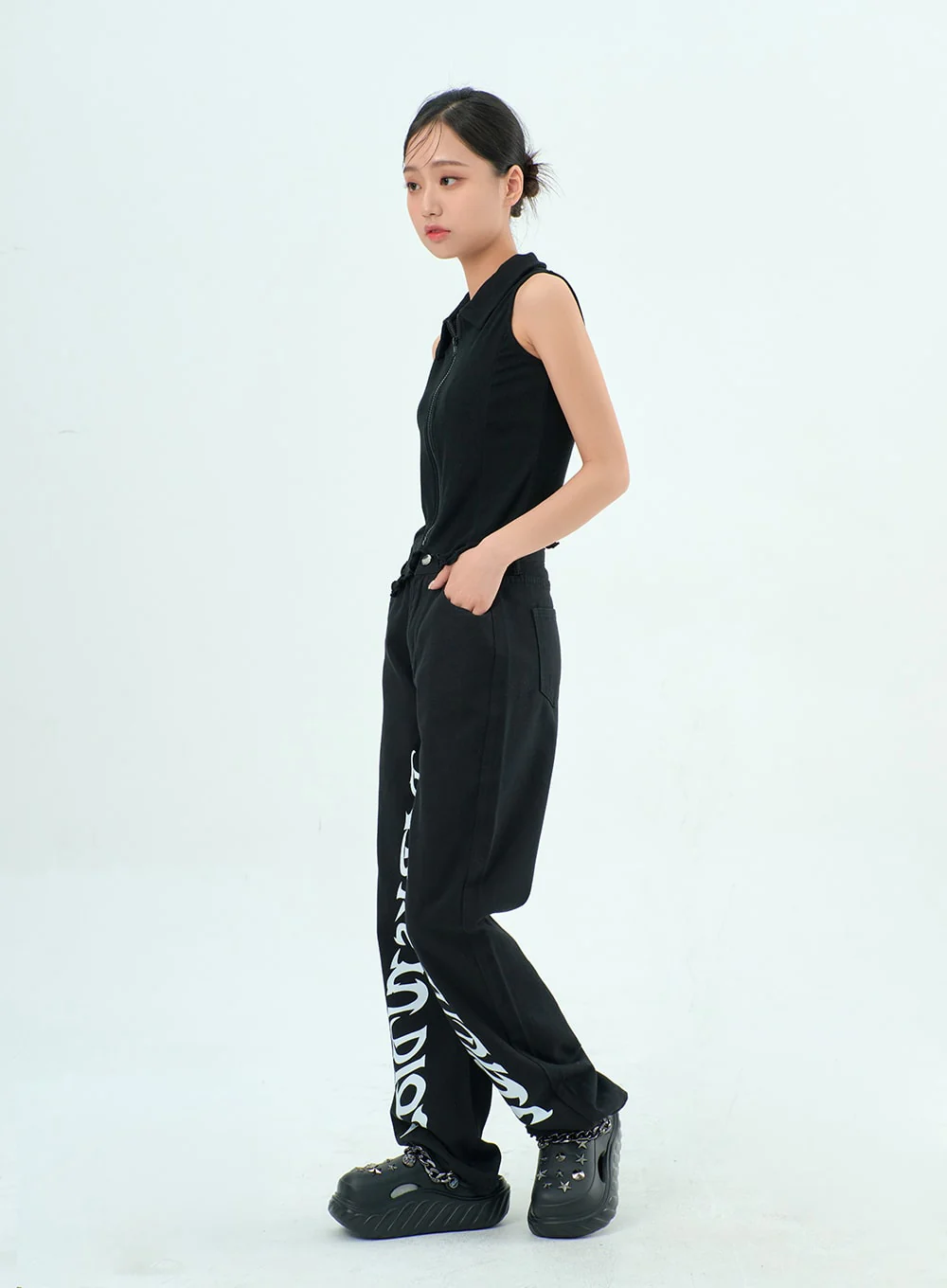 Sleeveless Zip-Up Top BY308 - Image 9