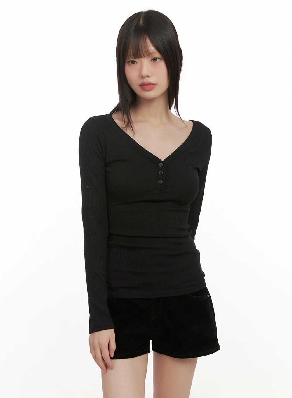 Slim-Fit Buttoned V-Neck Top CD425 - Image 9