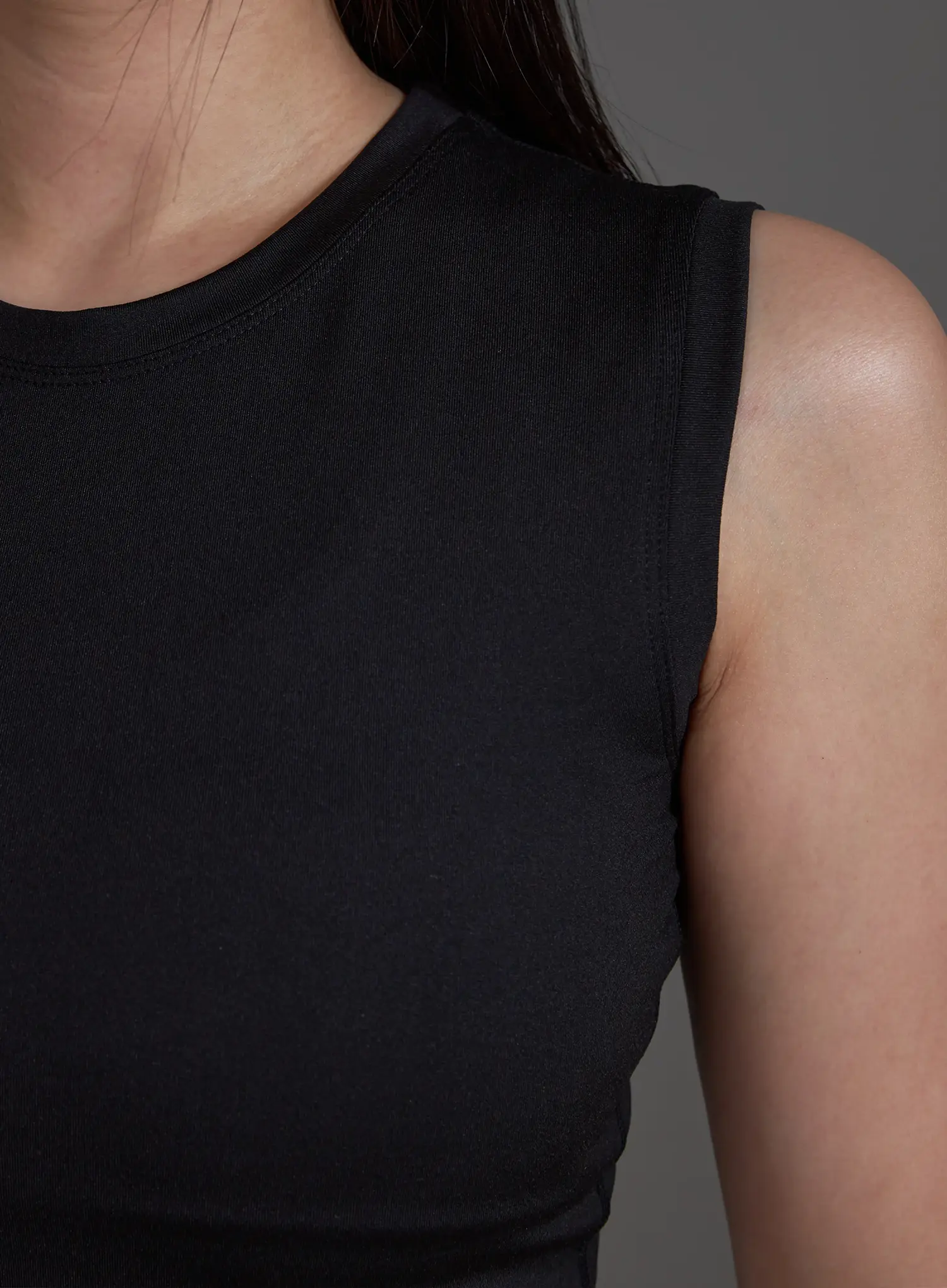 Slim Fit Cropped Sleeveless Top (Black) IO517 - Image 5