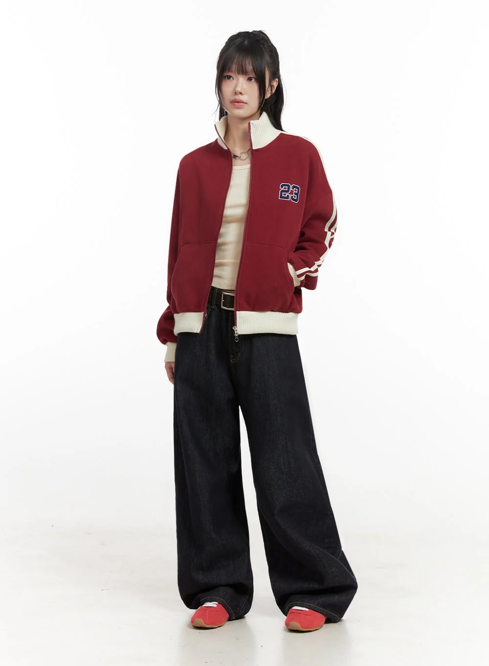 Slim-Fit Cropped U-Neck Top IN427 - Image 10