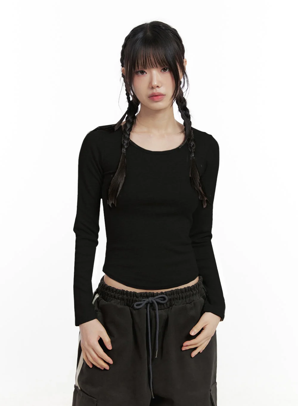 Slim-Fit Cropped U-Neck Top IN427 - Image 13