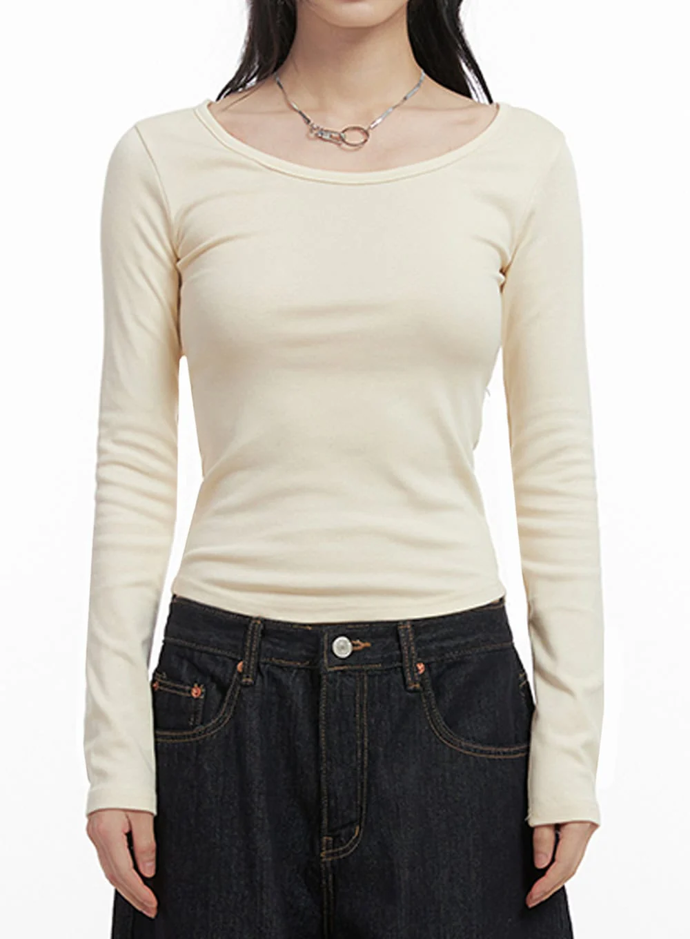 Slim-Fit Cropped U-Neck Top IN427 - Image 3
