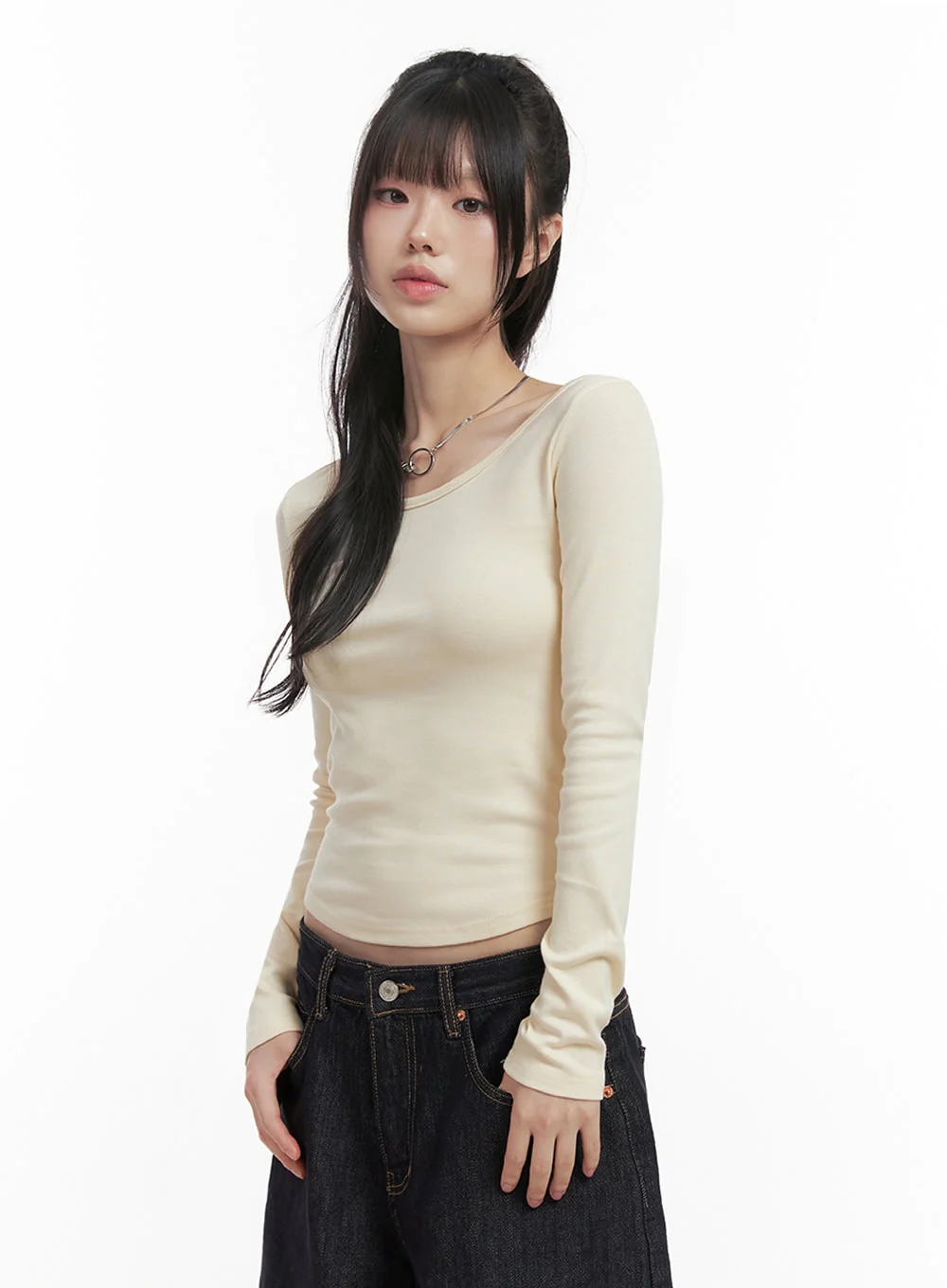 Slim-Fit Cropped U-Neck Top IN427 - Image 6