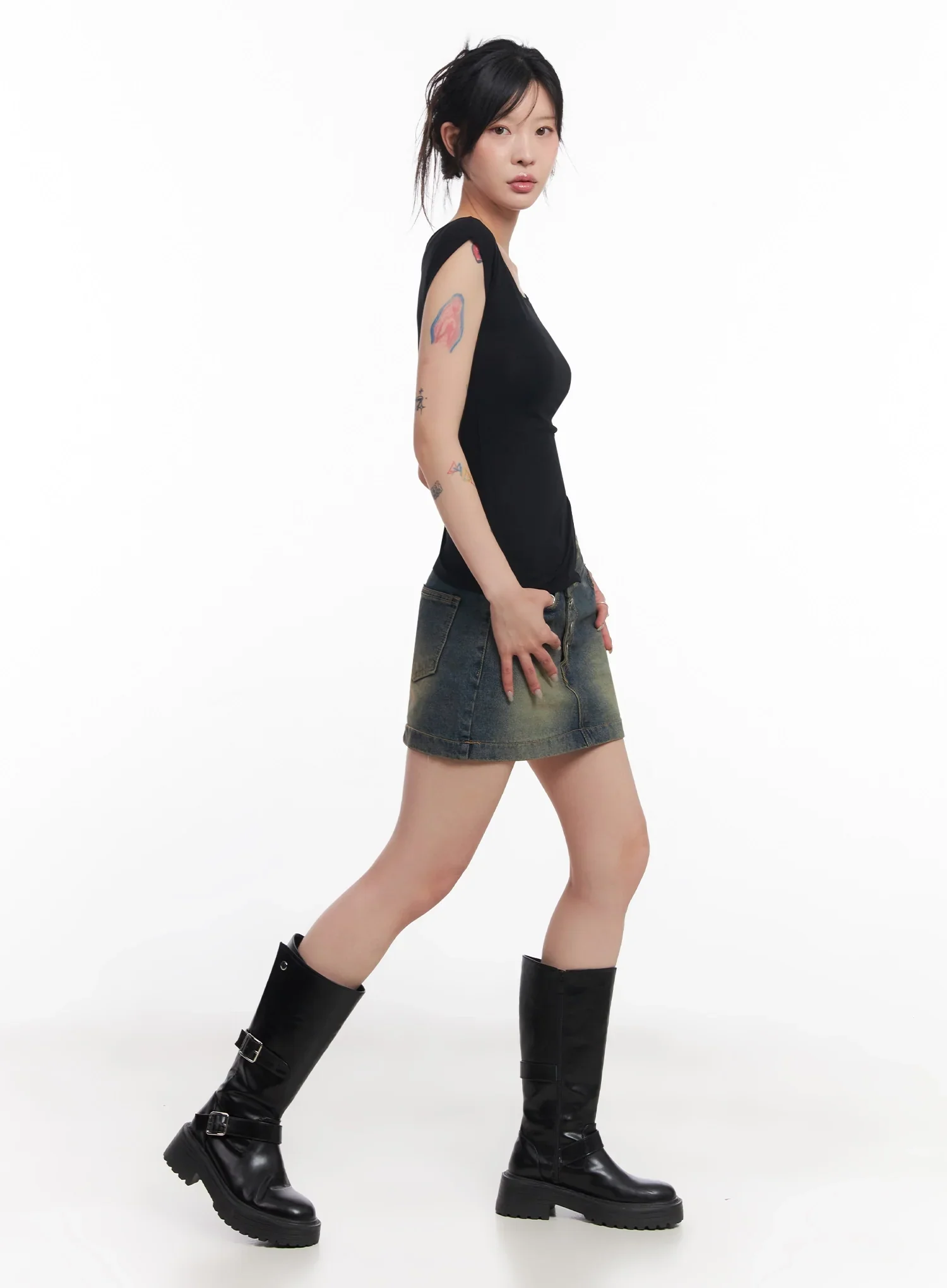 Slit Off-Shoulder Tee IC503 - Image 12