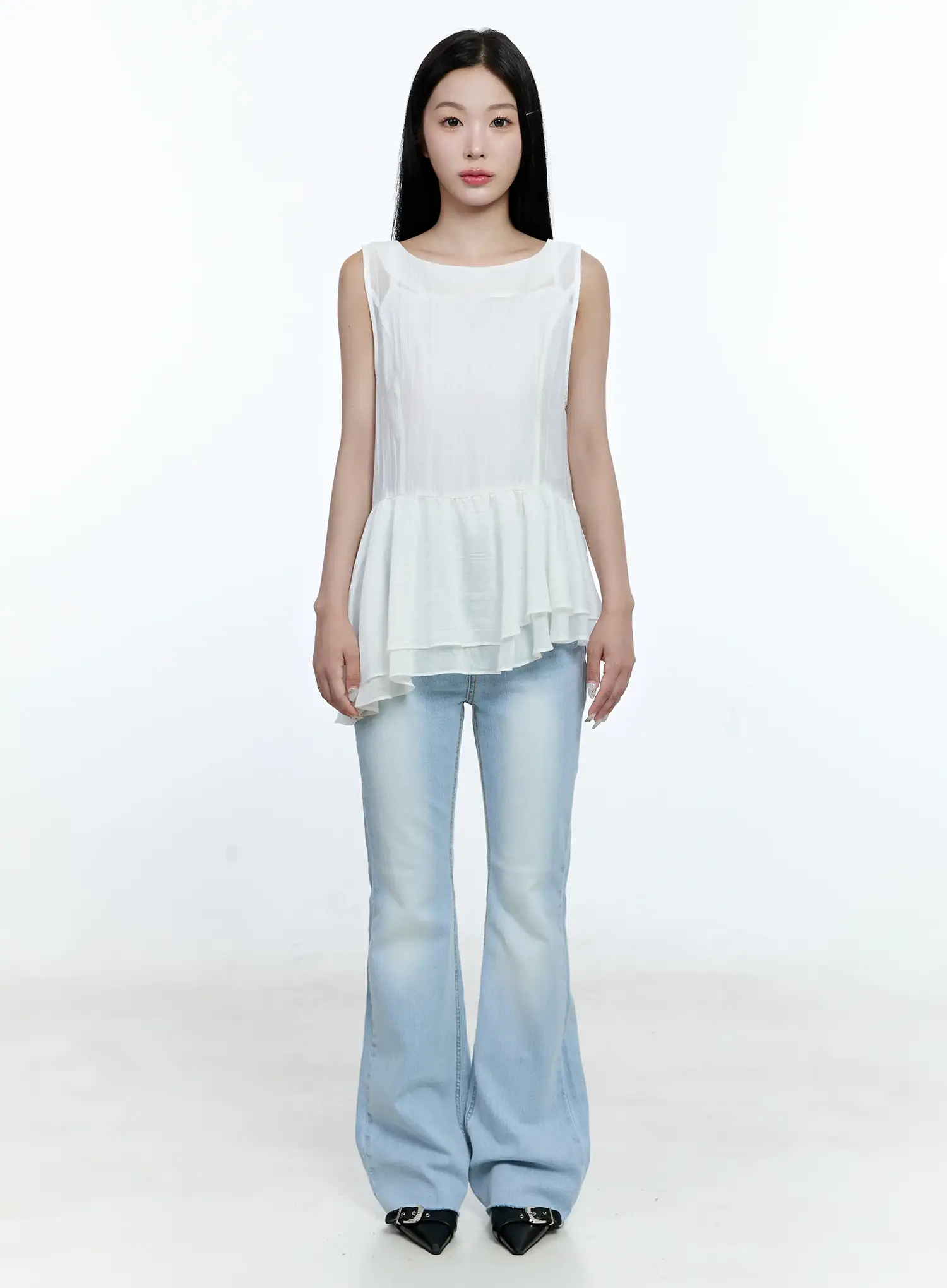 Soo Washed Flare Denim Jeans CG513 - Image 11