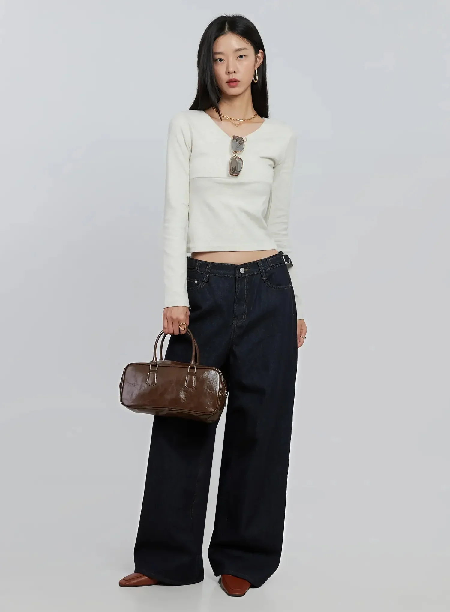 Soobin Side Button Wide-Leg Jeans IO530 - Image 3