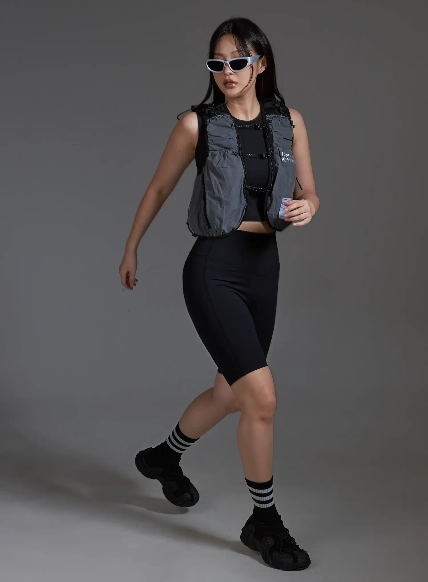 Sporty Utility Running Vest (Dark Gray) IO517 - Image 2