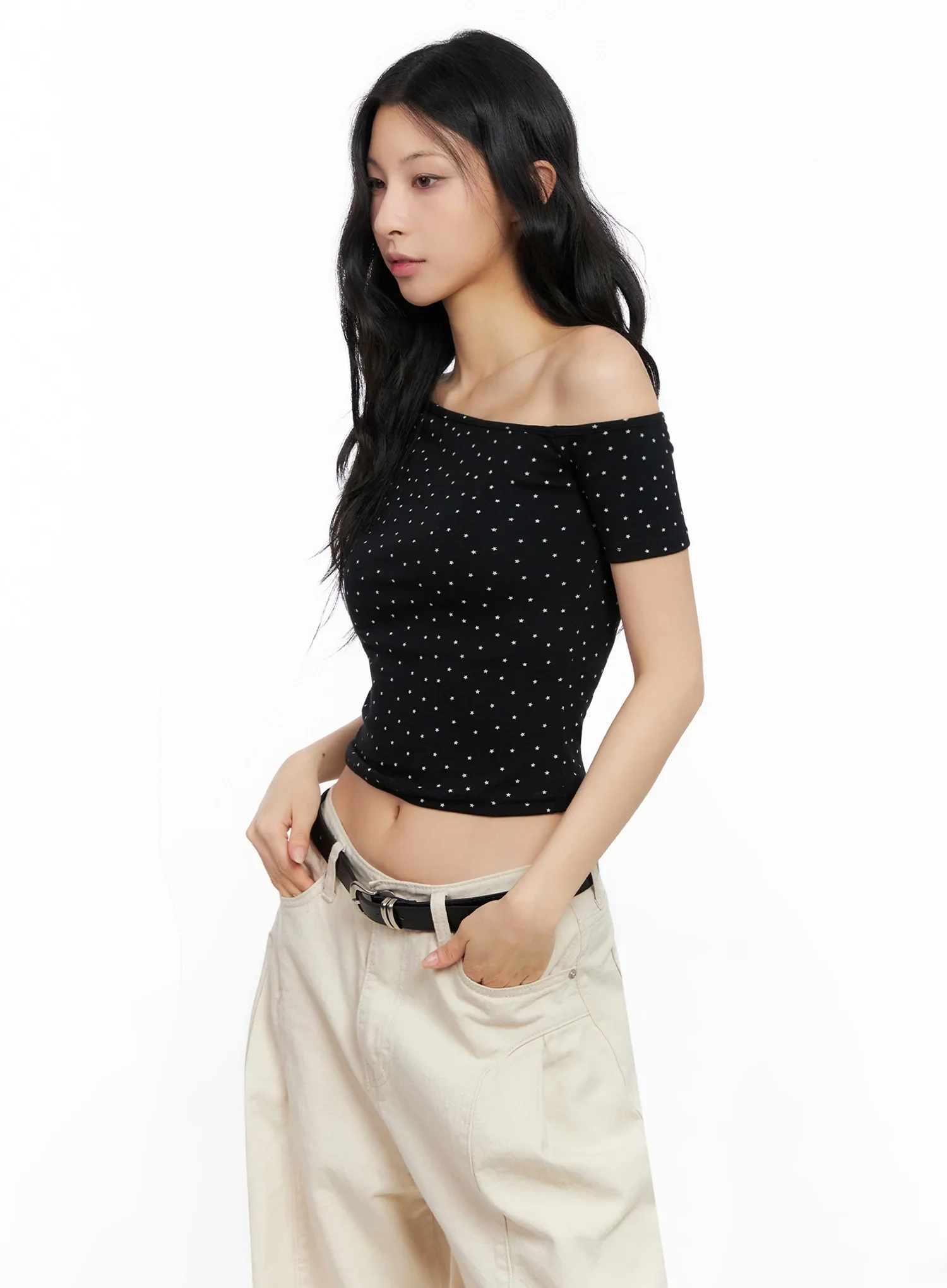 Star Print Off-Shoulder Crop Top IG508 - Image 2