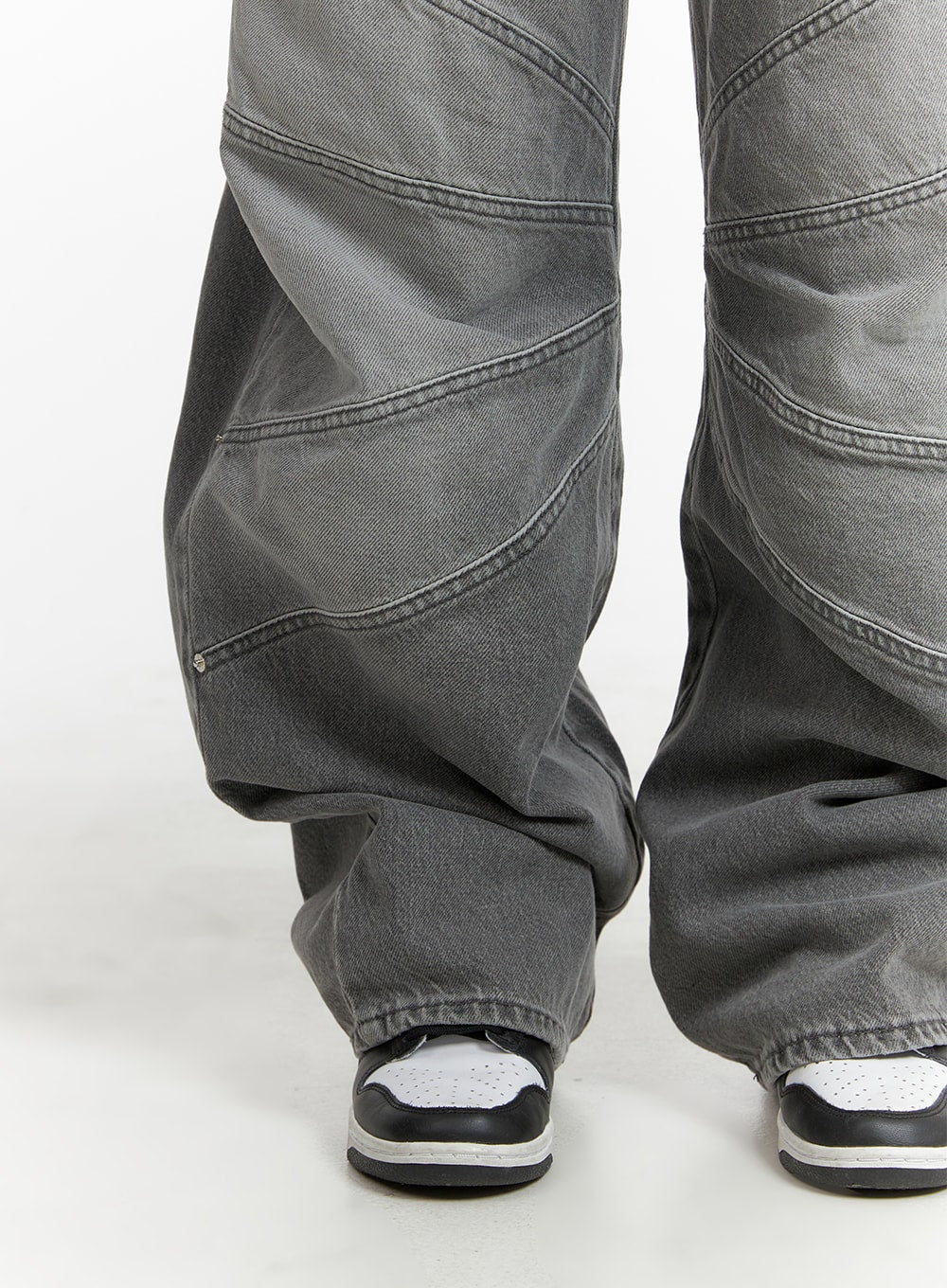 Stitch Detail Wide Leg Jeans CM419 - Image 4