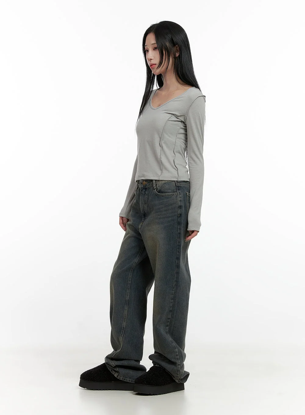 Stitched V-Neck Long Sleeve Top CN407 - Image 4