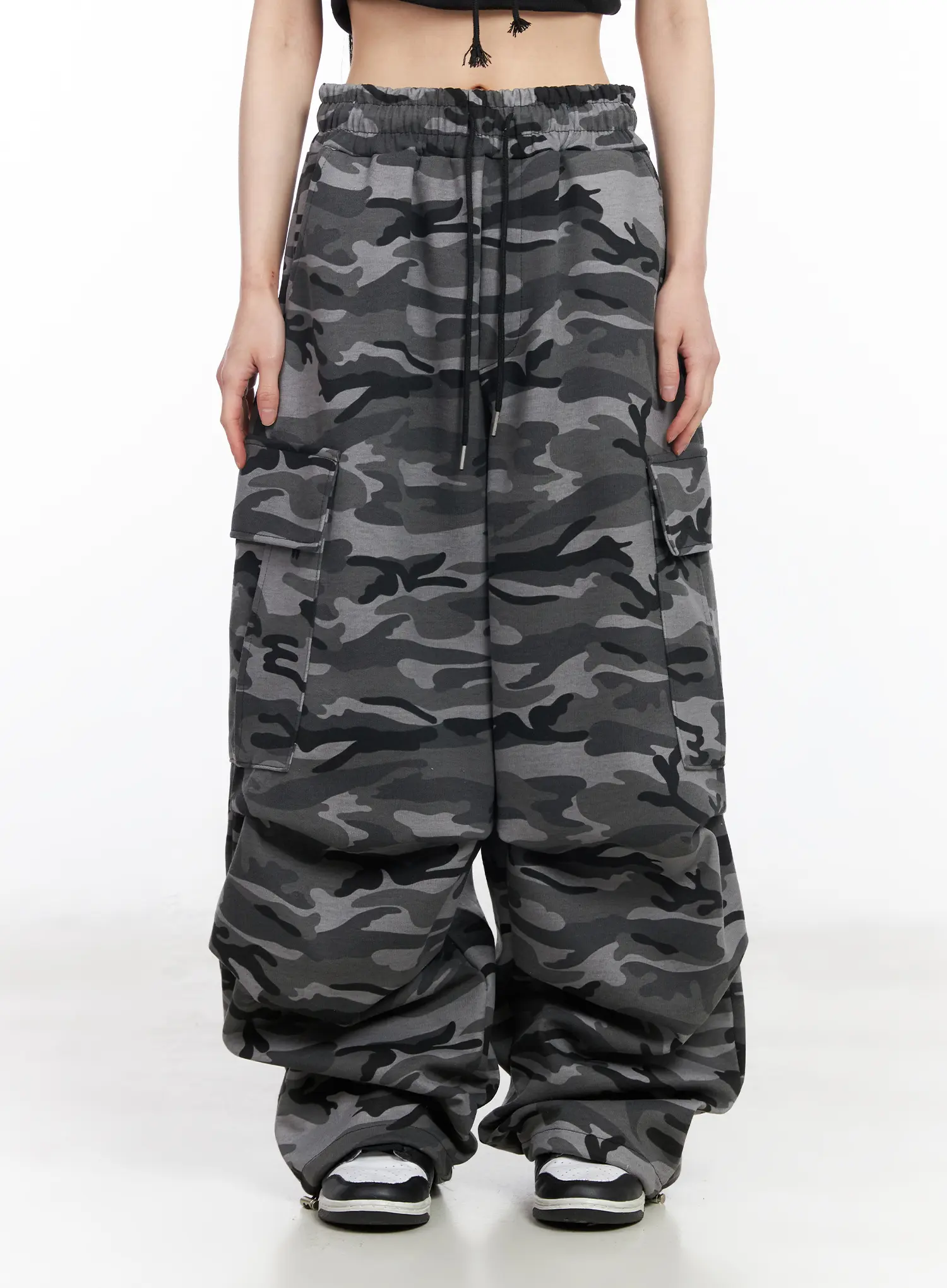 Street Style Camo Wide Cargo Pants CM519 - Image 12