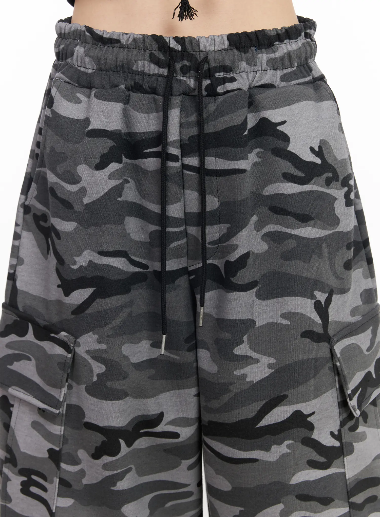 Street Style Camo Wide Cargo Pants CM519 - Image 9