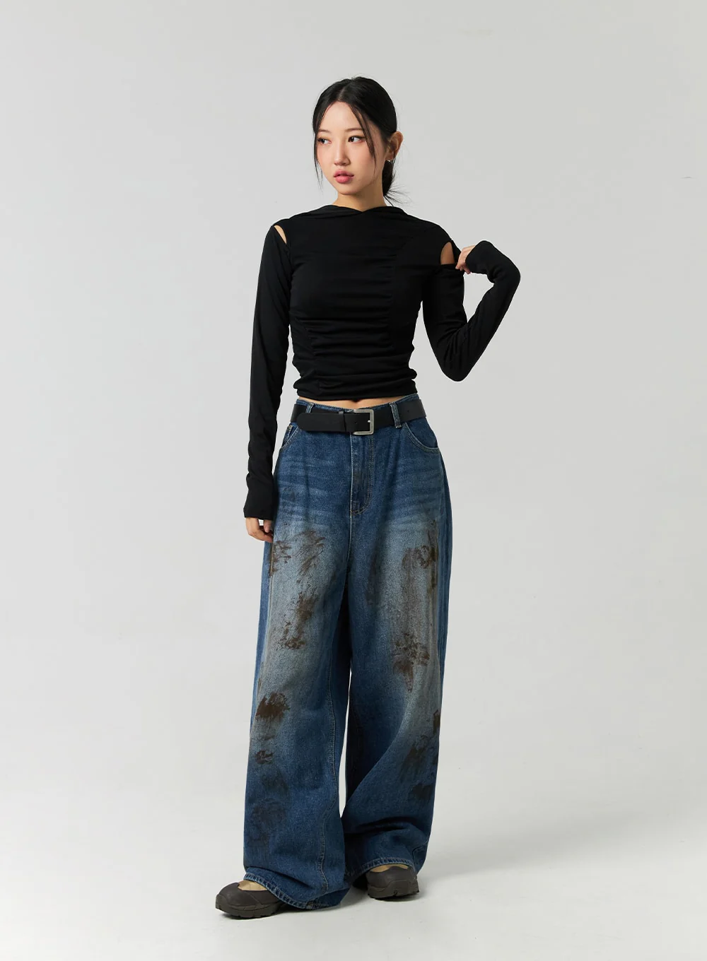 Street-Style Wide Fit Washed Jeans CO323 - Image 11