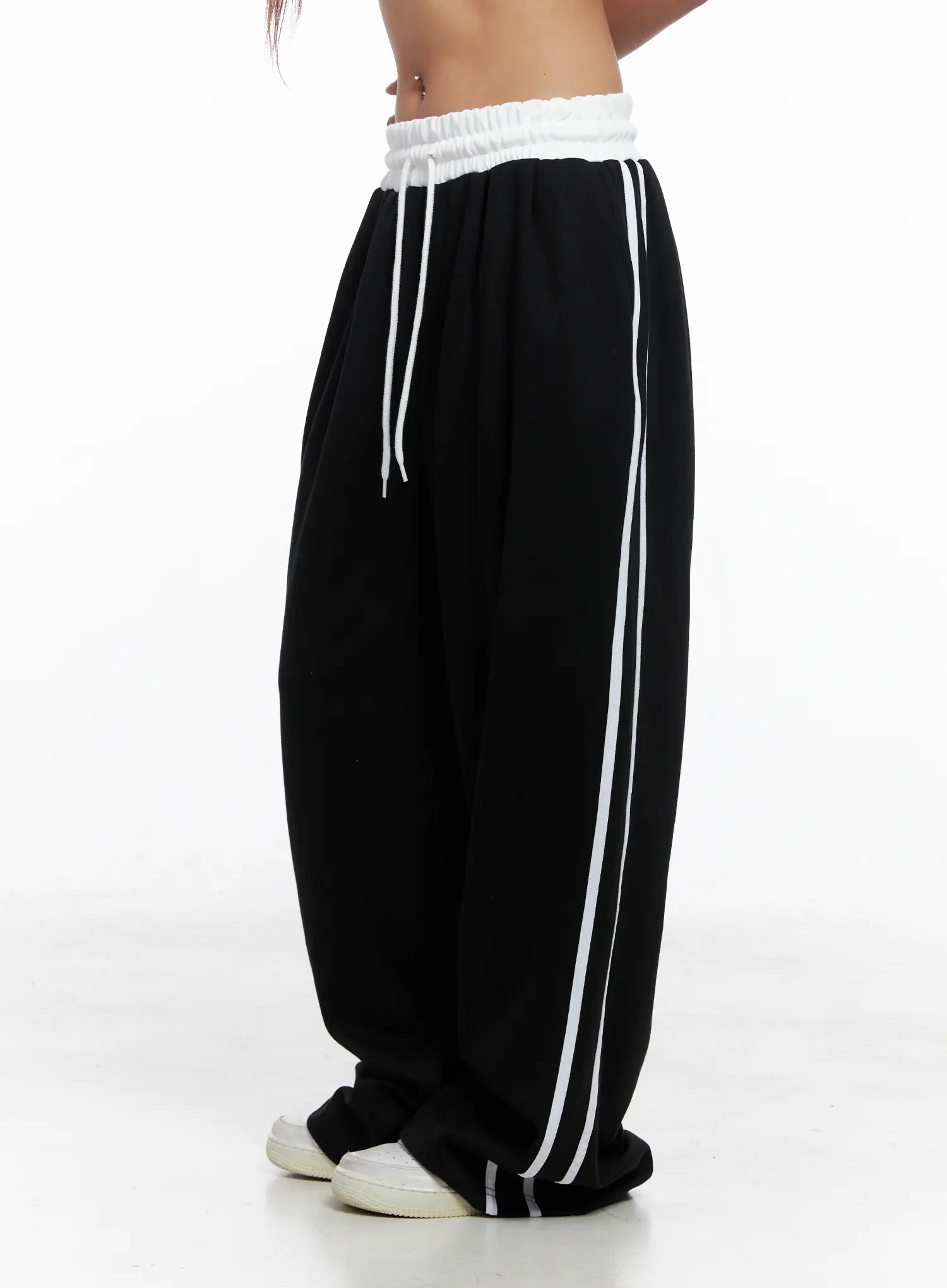 Striped Contrast Wide Leg Sweatpants CS524 - Image 4