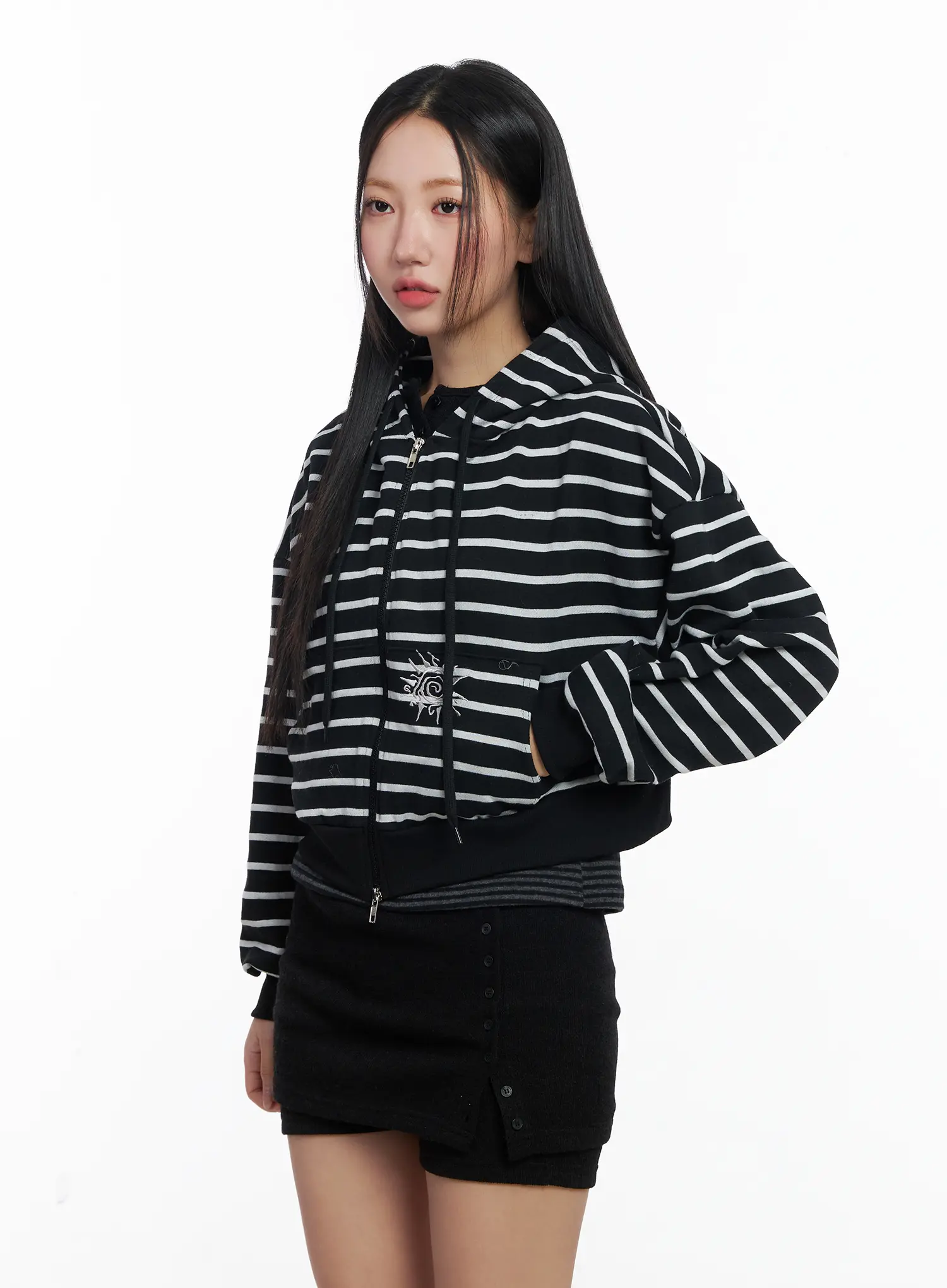 Striped Embroidered Cropped Hoodie CJ514 - Image 7