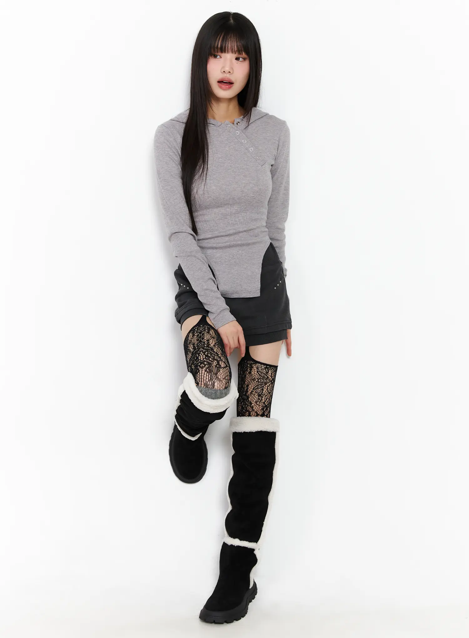 Studded Fleece Shorts CJ501 - Image 3