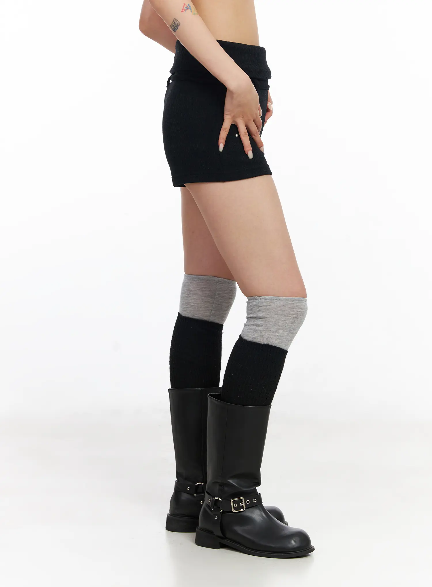 Studded Ribbed Knit Micro Shorts CJ522 - Image 5